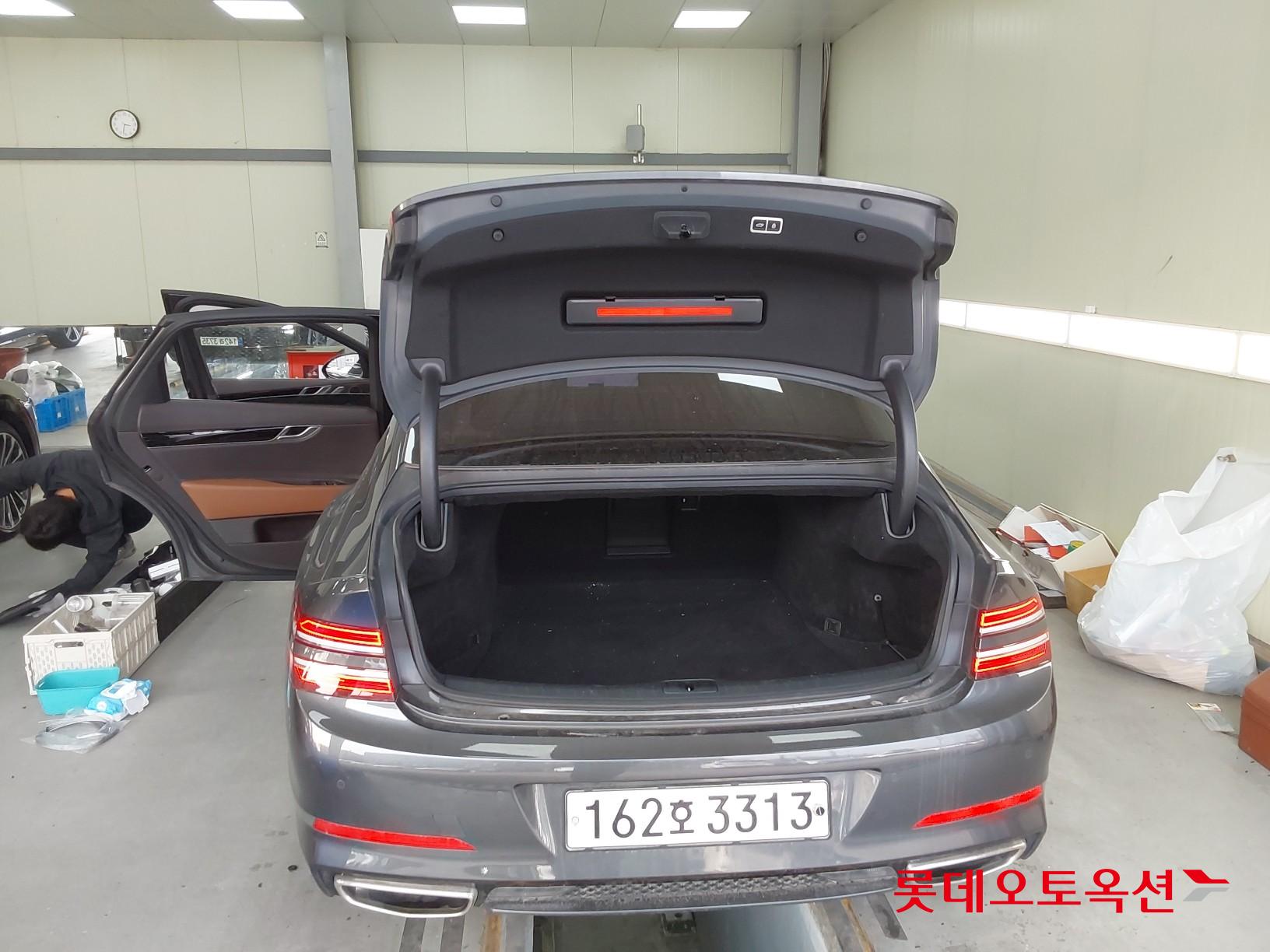 Genesis G80 2021 - Image 9