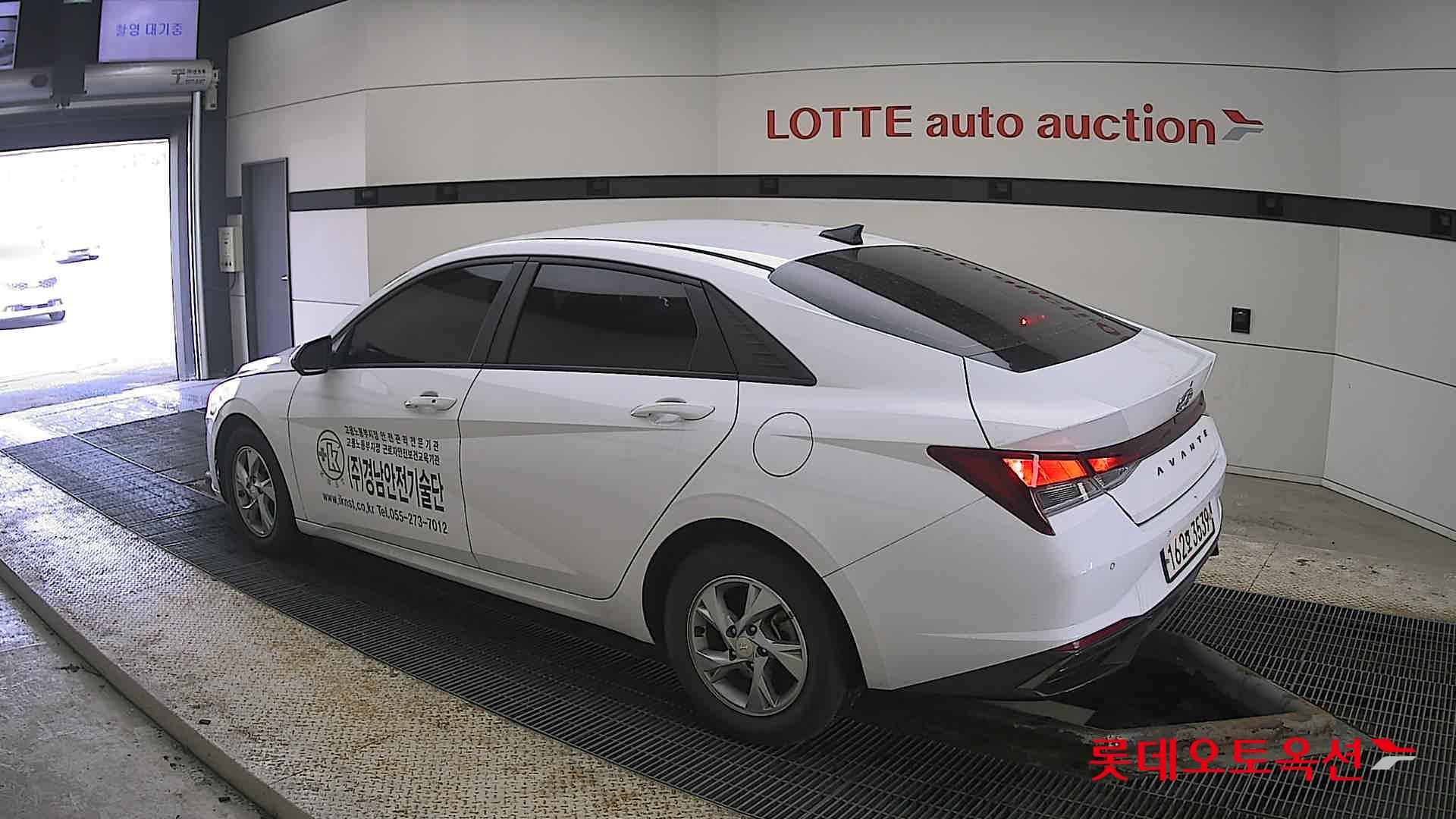 Hyundai Avante id 3803674 из Кореи 10