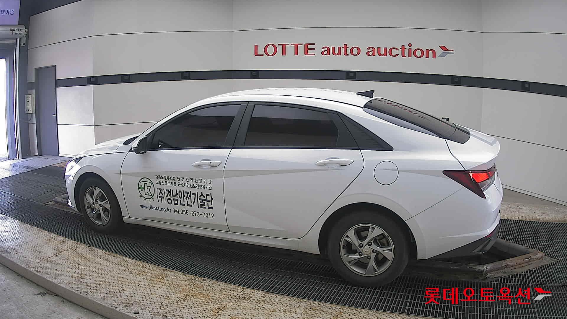 Hyundai Avante id 3803674 из Кореи 11