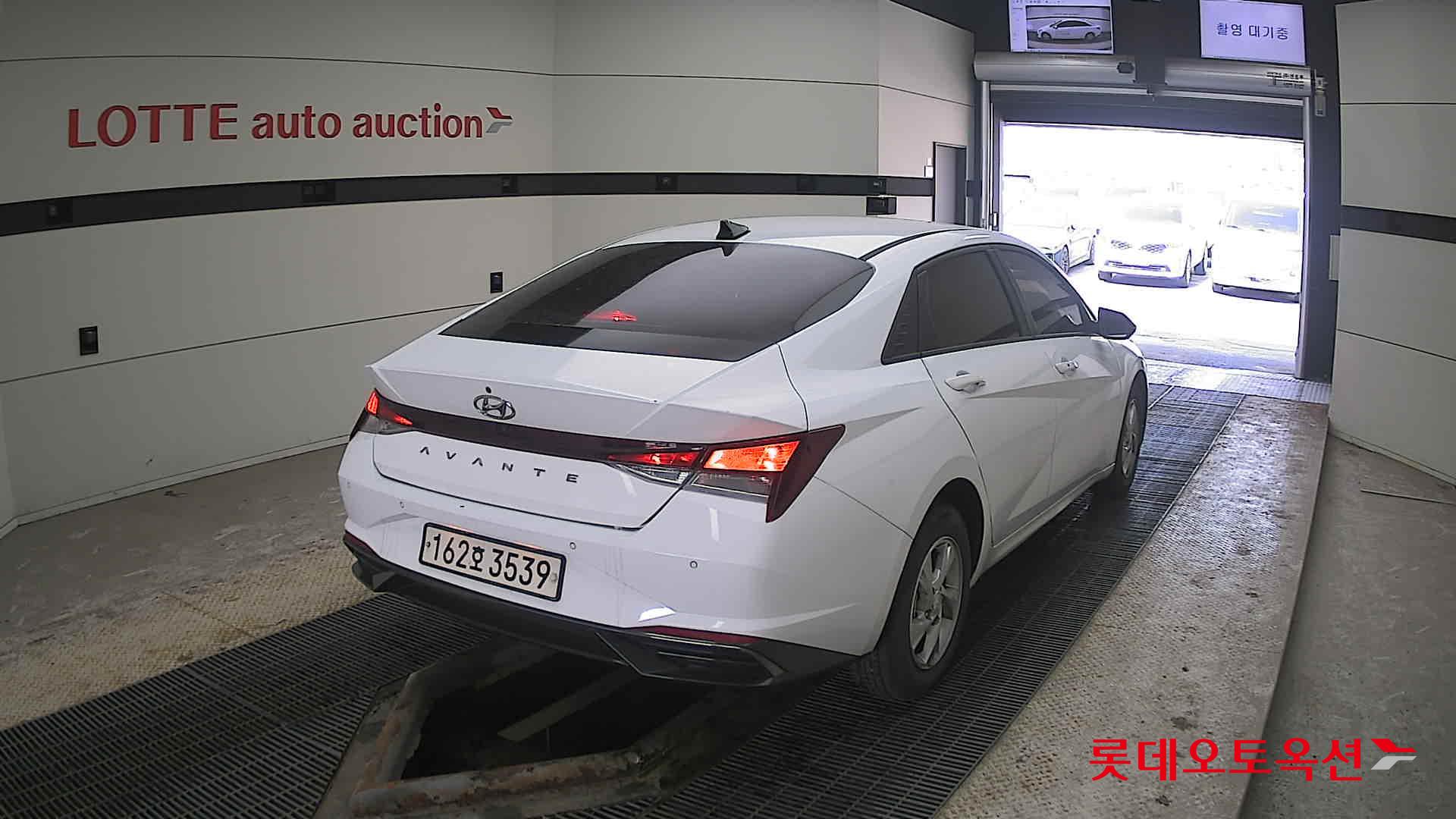 Hyundai Avante id 3803674 из Кореи 20