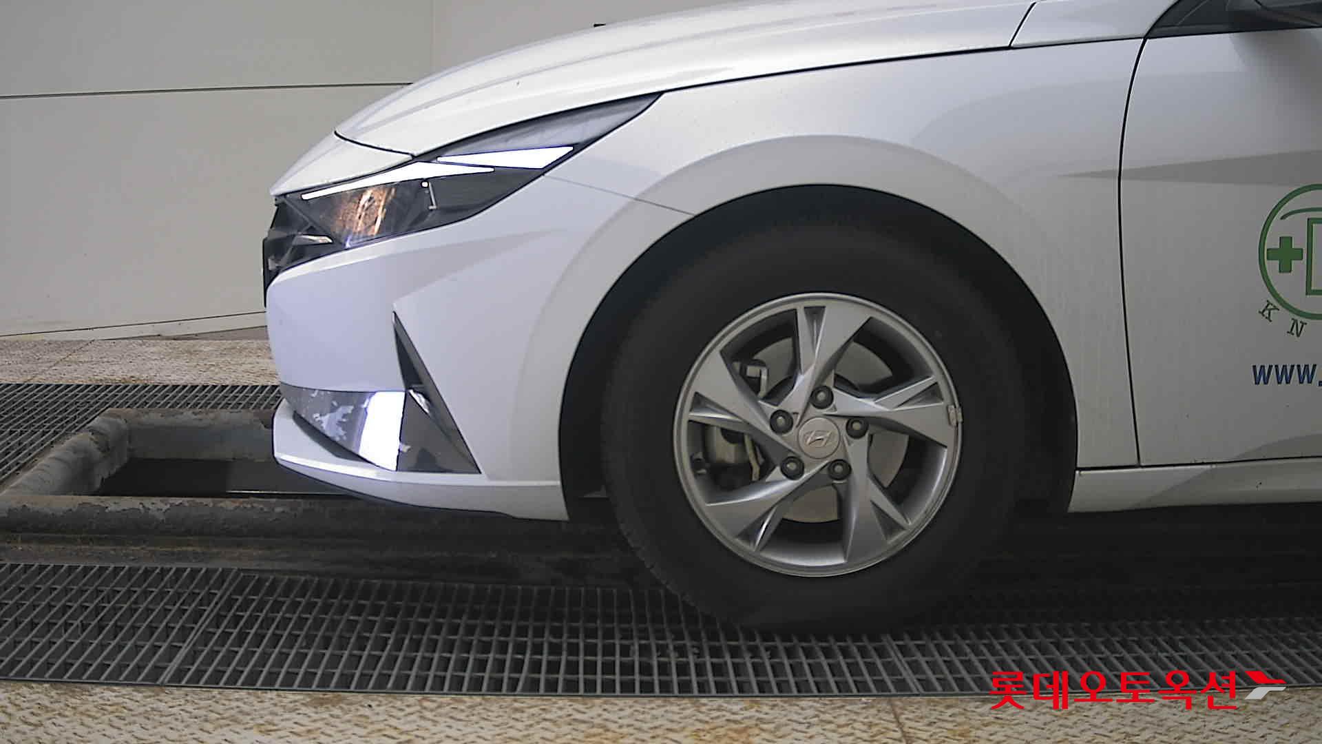 Hyundai Avante id 3803674 из Кореи 21