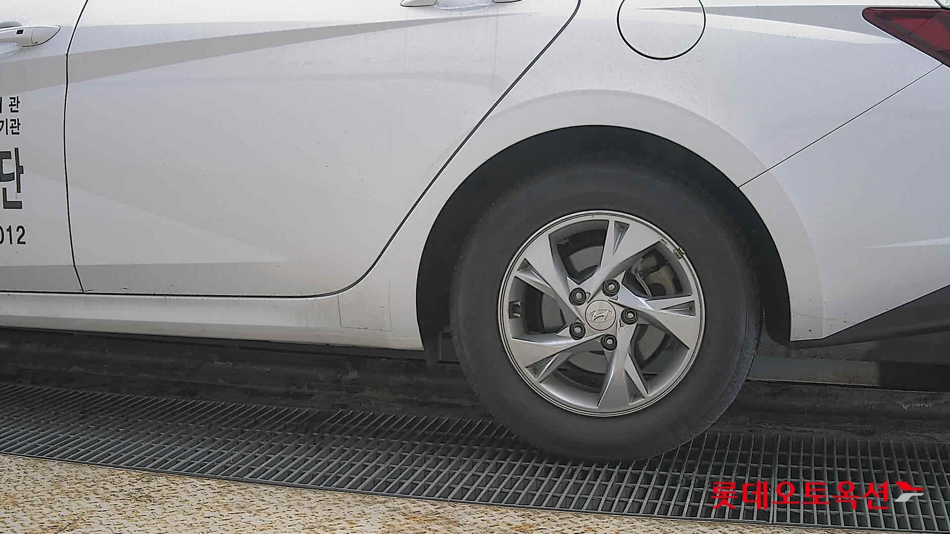 Hyundai Avante id 3803674 из Кореи 22