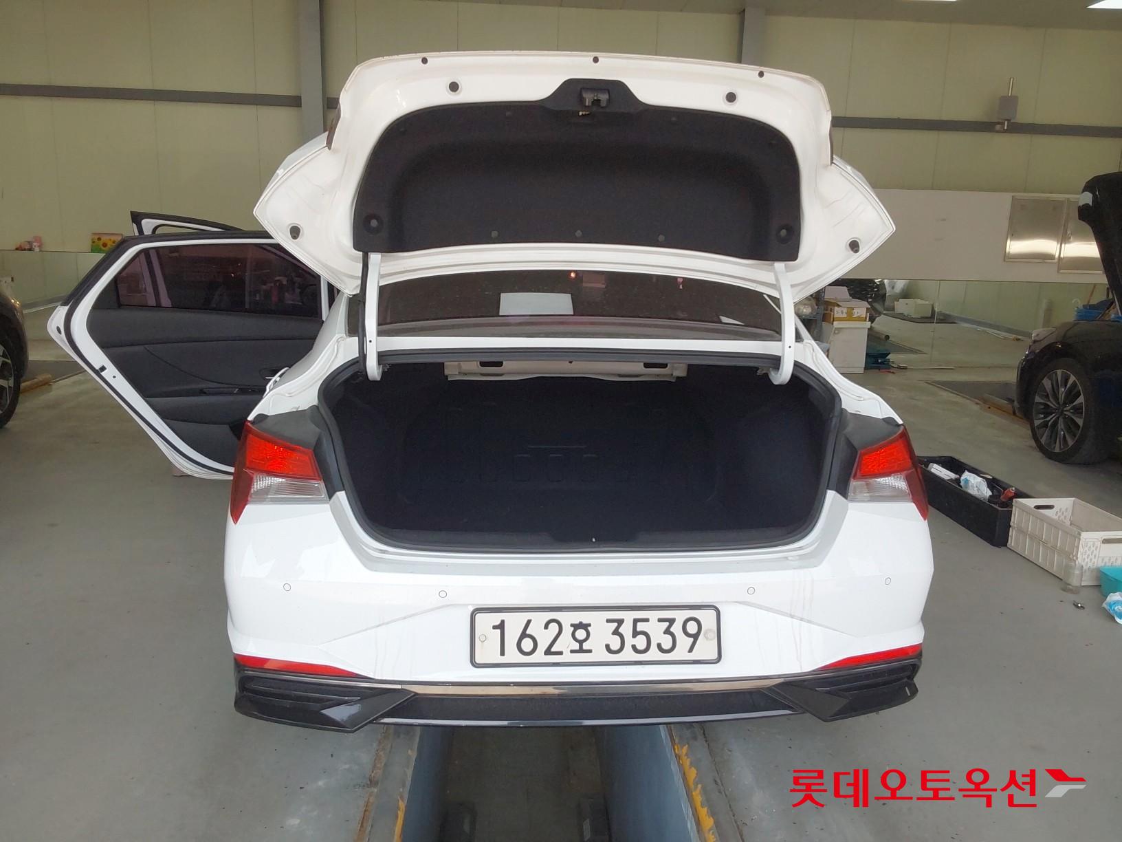 Hyundai Avante id 3803674 из Кореи 38