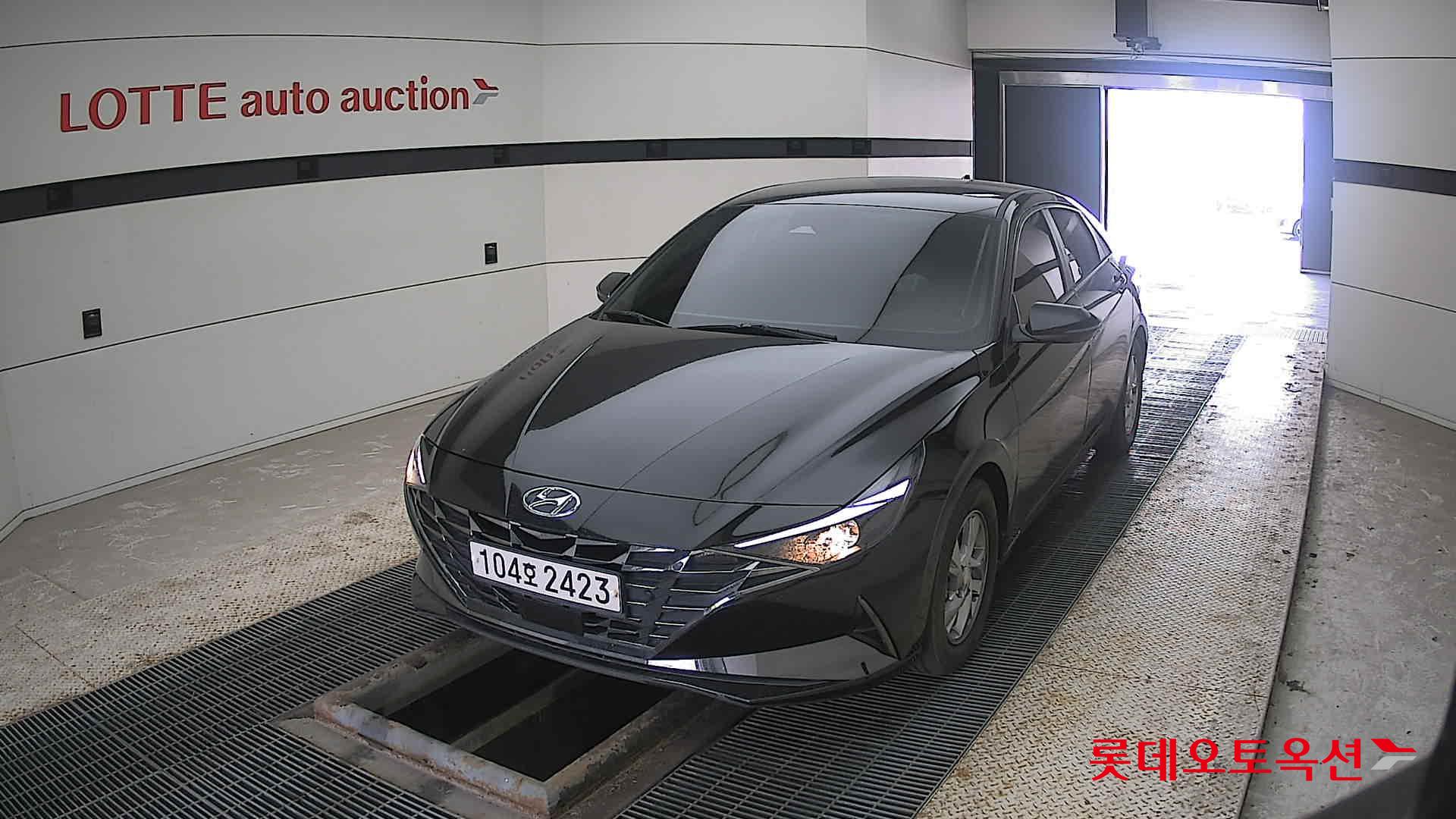 Hyundai Avante 2021 Phantom Black из Кореи