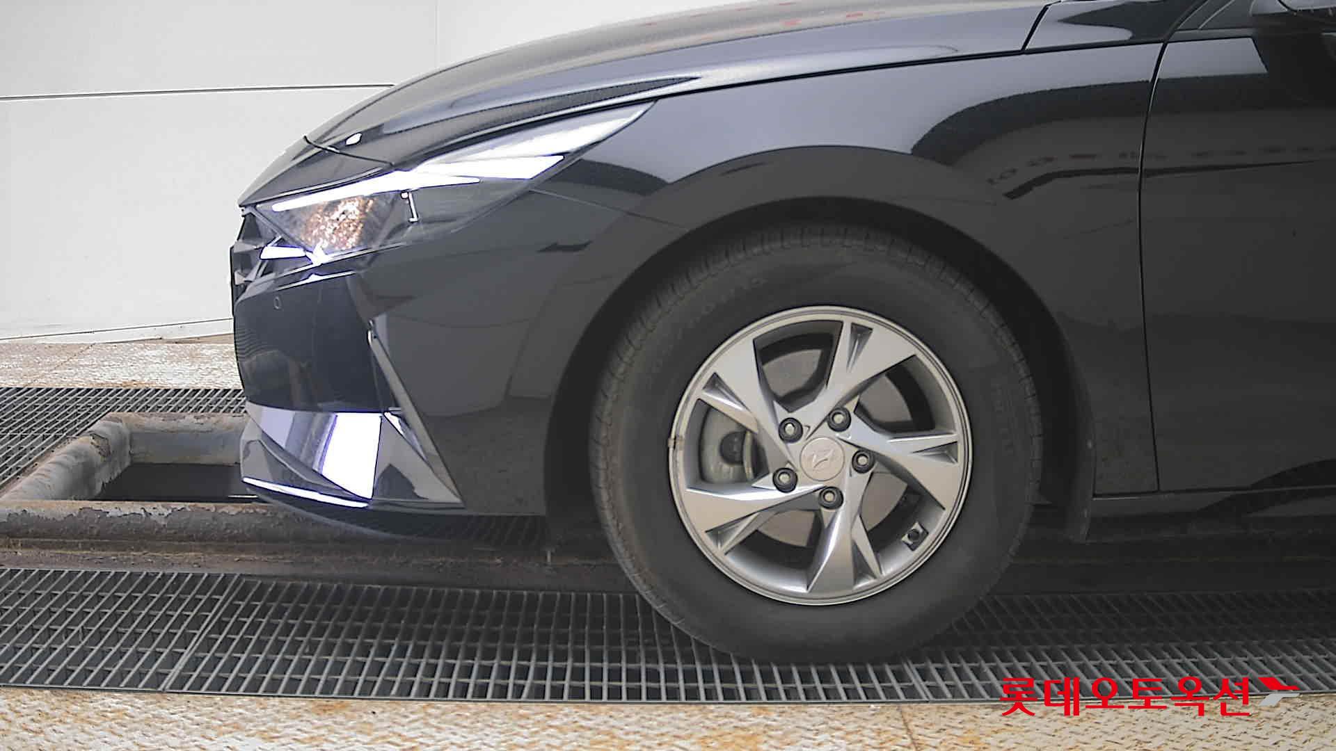 Hyundai Avante id 3803662 из Кореи 21