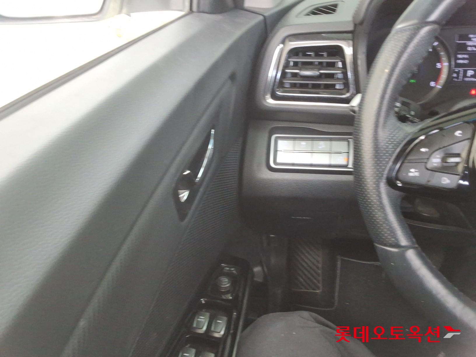 SsangYong Tivoli id 3803640 из Кореи 28