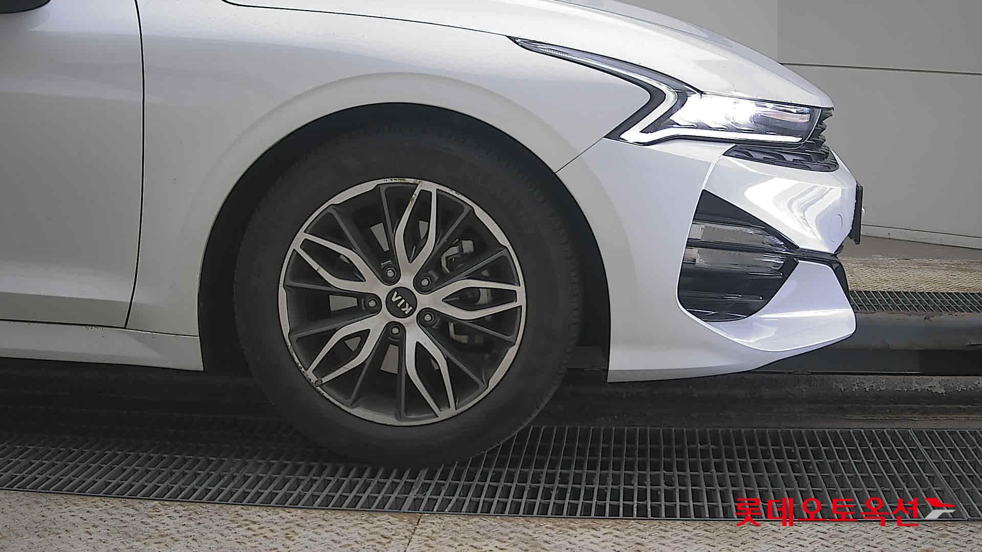 Kia K5 id 3803755 из Кореи 23