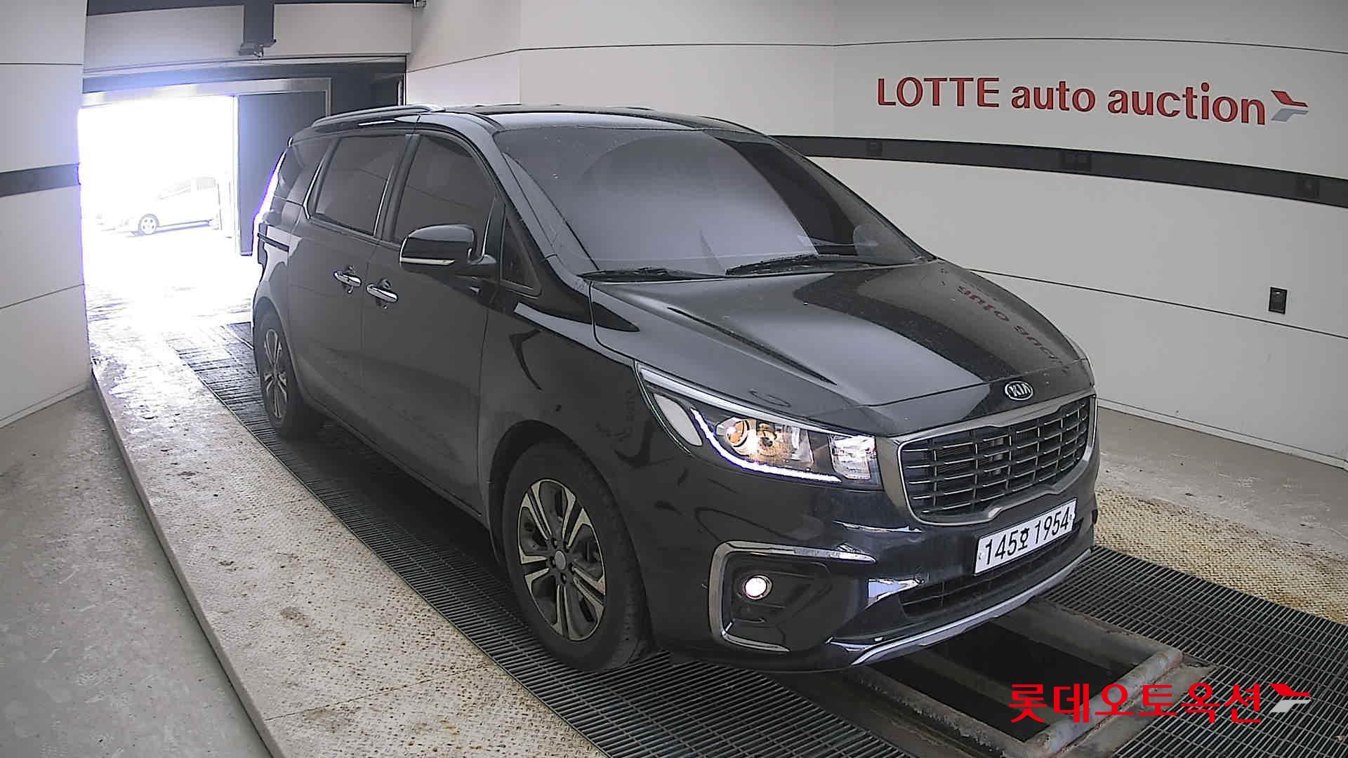 Kia Carnival 2020 Aurora Black Pearl из Кореи, фото 2
