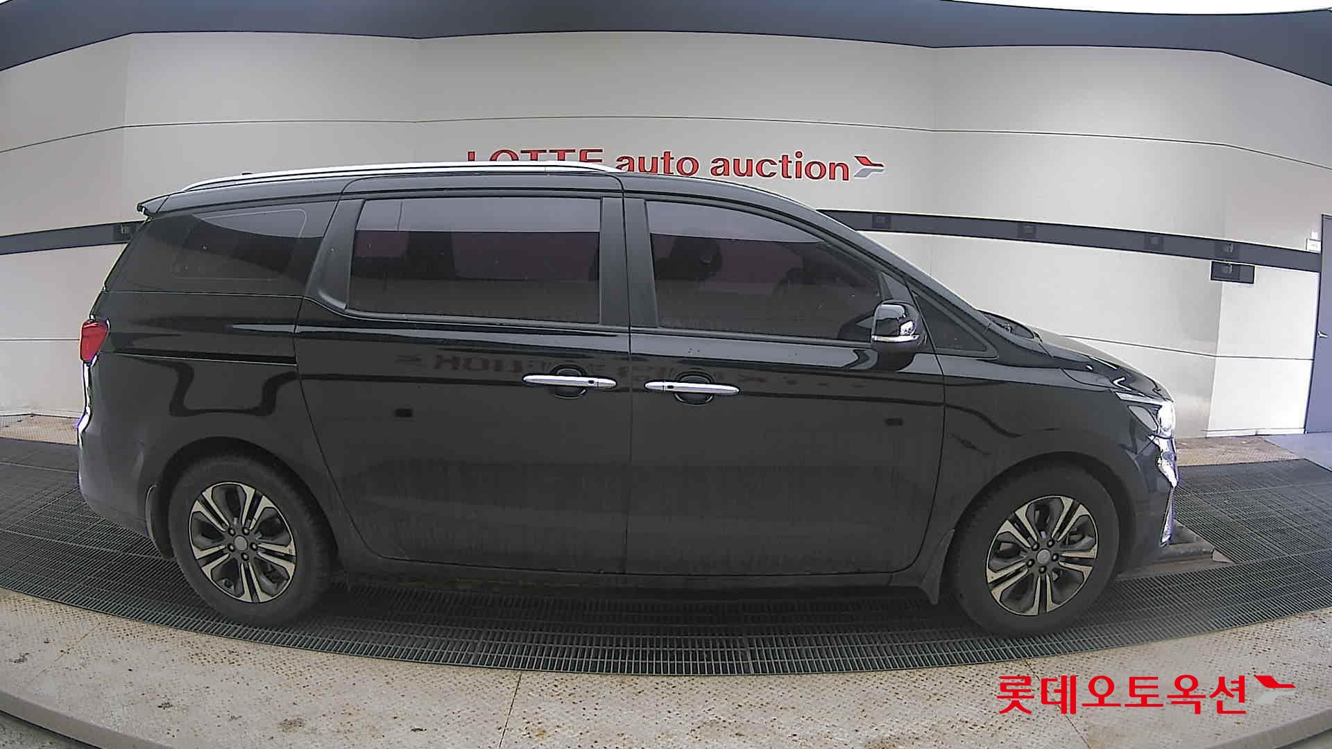 Kia Carnival 2020 Aurora Black Pearl из Кореи, фото 3