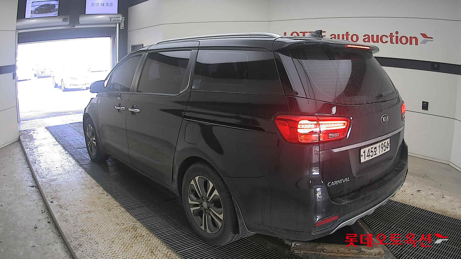 Kia Carnival 2020 Aurora Black Pearl из Кореи, фото 6