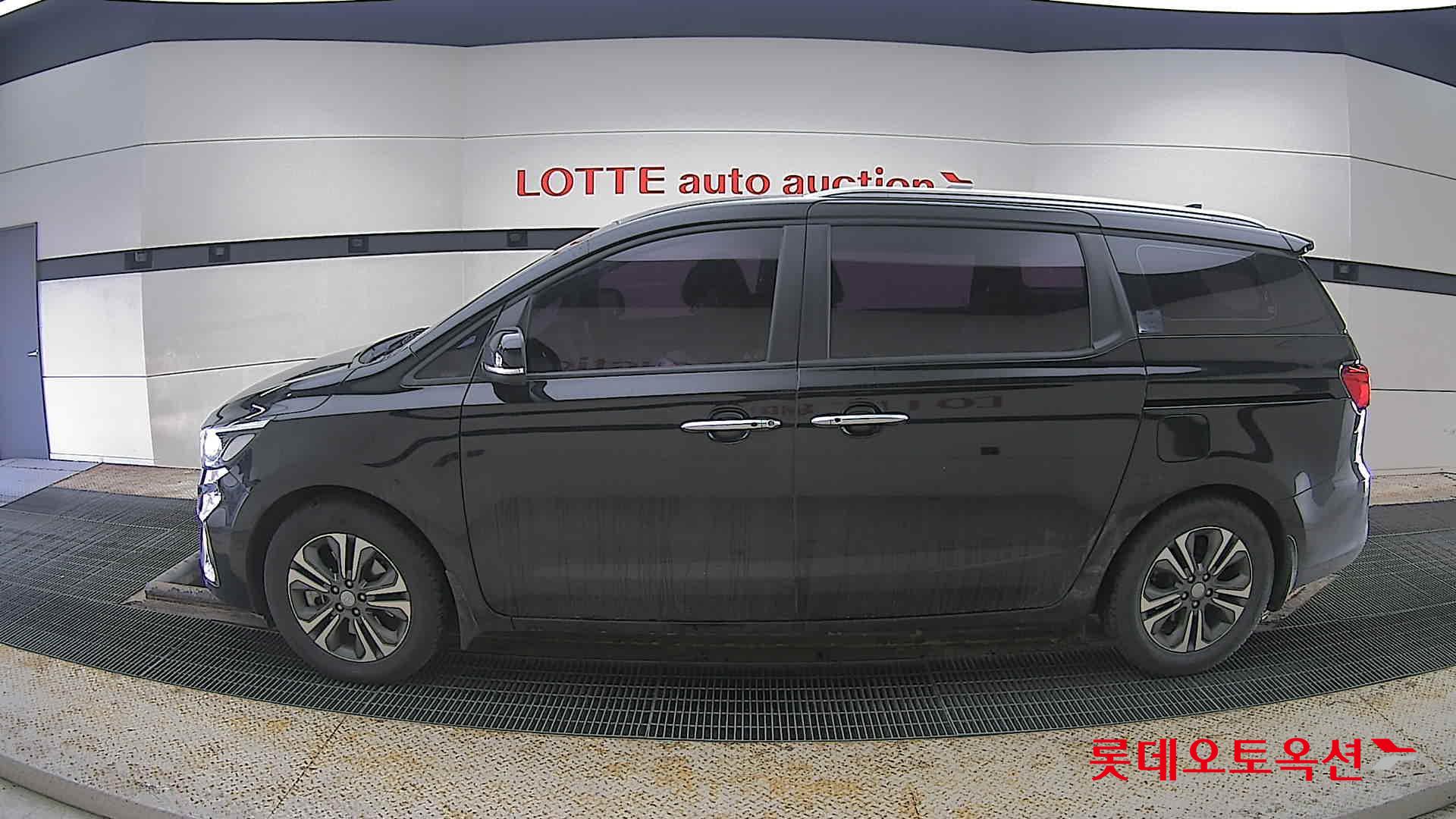 Kia Carnival id 3803833 из Кореи 7