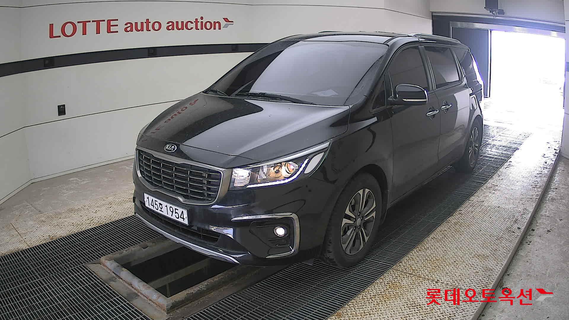 Kia Carnival id 3803833 из Кореи 14