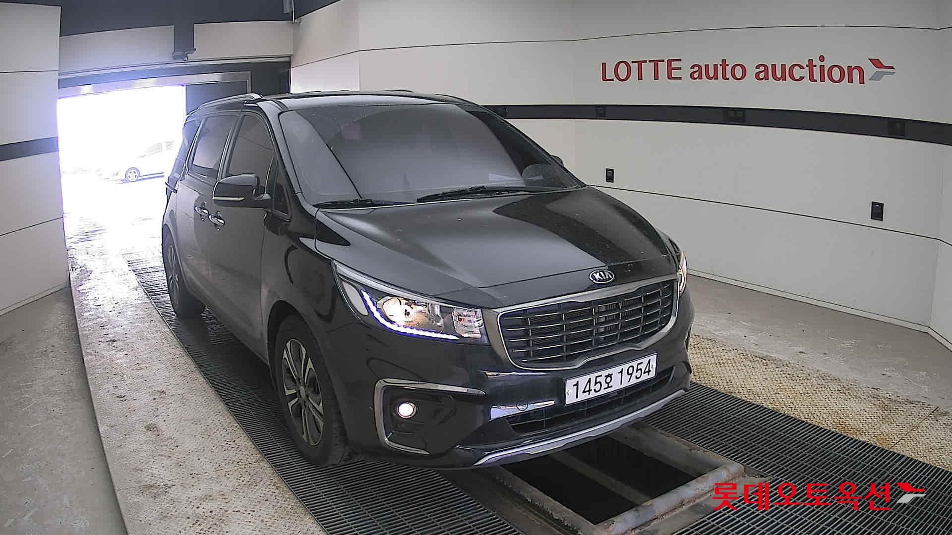 Kia Carnival id 3803833 из Кореи 15