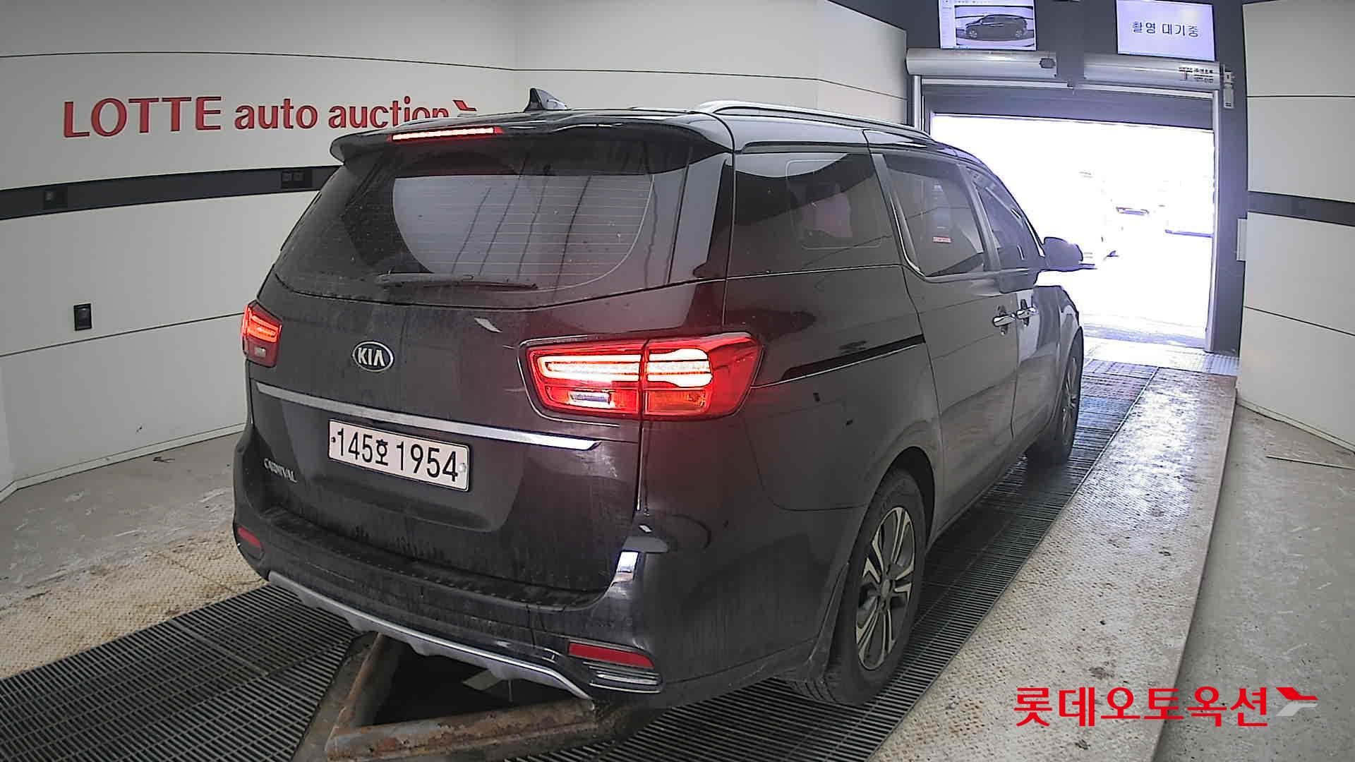 Kia Carnival id 3803833 из Кореи 20