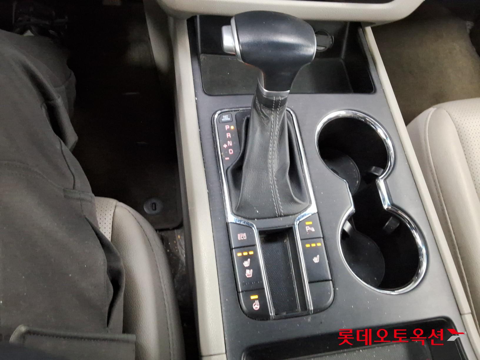 Kia Carnival id 3803833 из Кореи 33