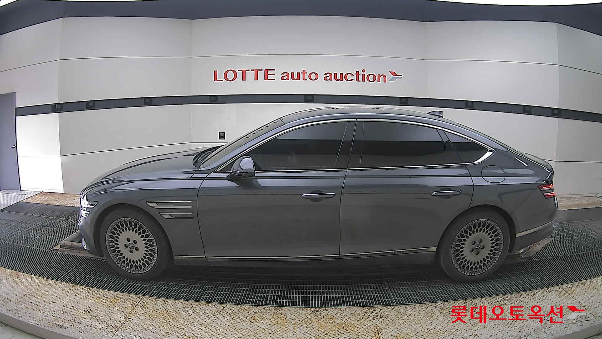 Genesis G80 2021 - Image 13