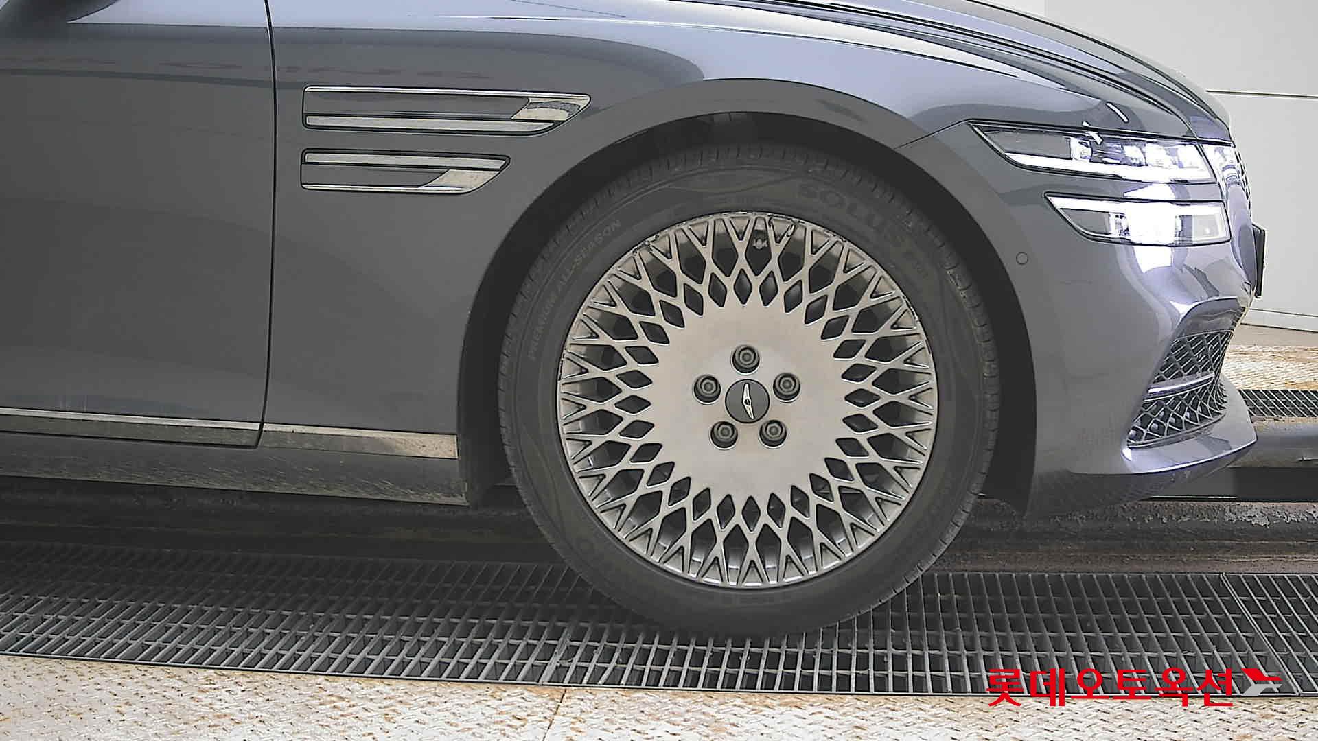 Genesis G80 2021 - Image 27