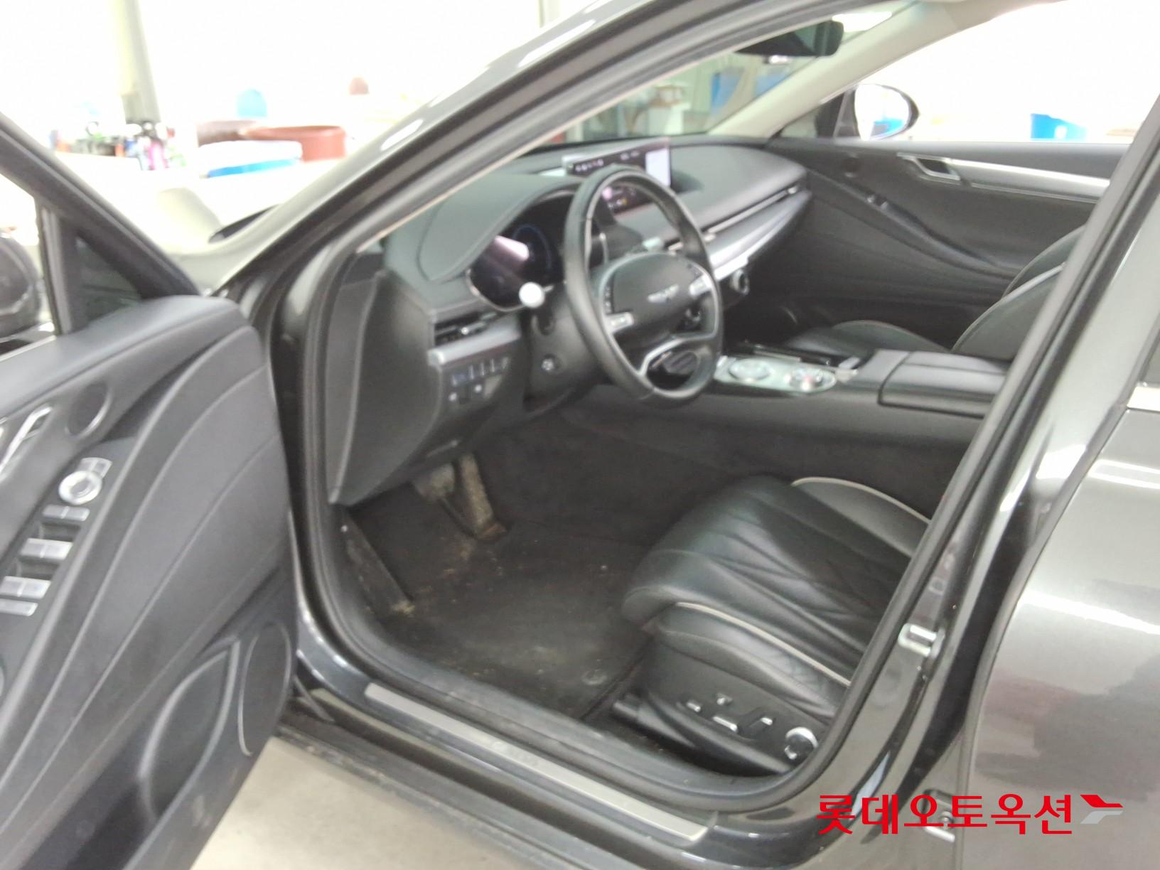 Genesis G80 2021 - Image 35