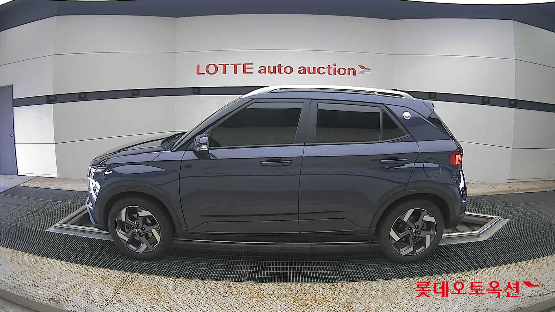 2020 - hyundai venue