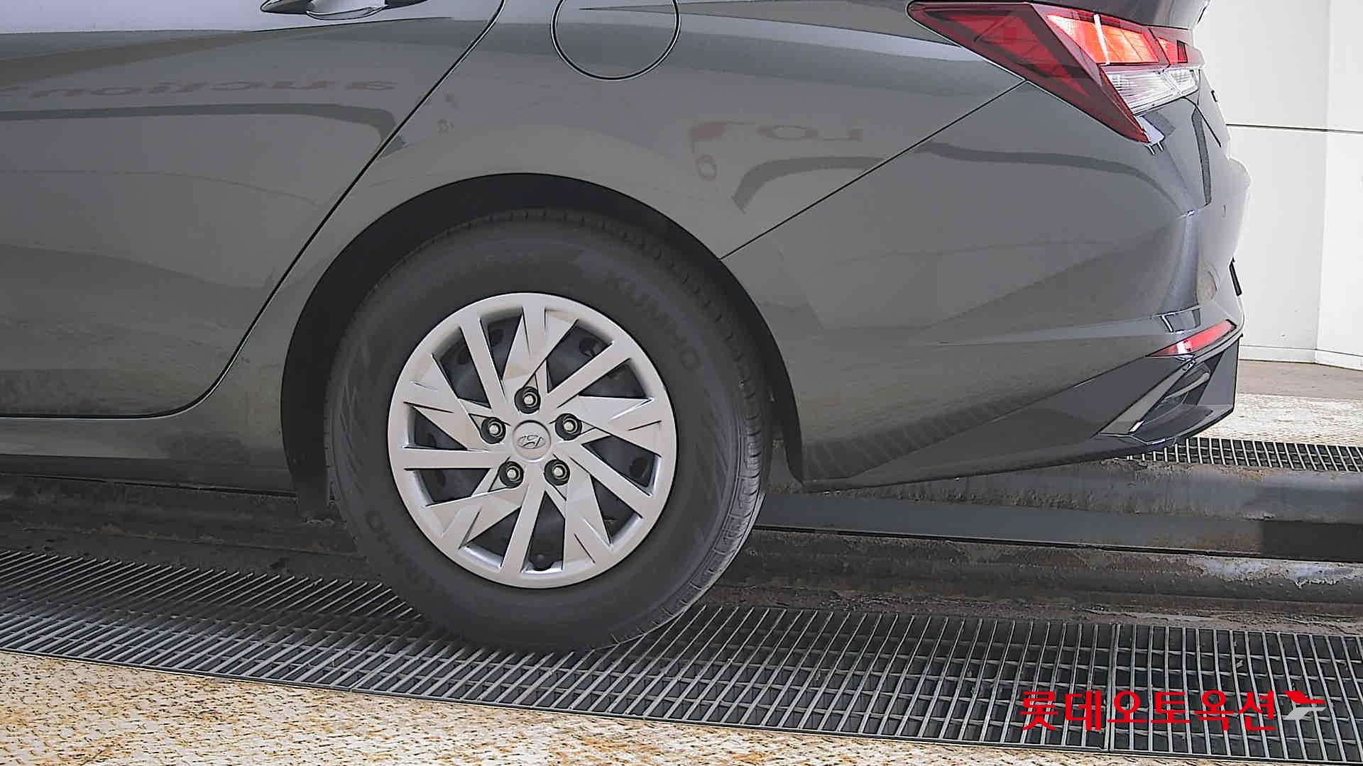 Hyundai Avante id 3803704 из Кореи 22