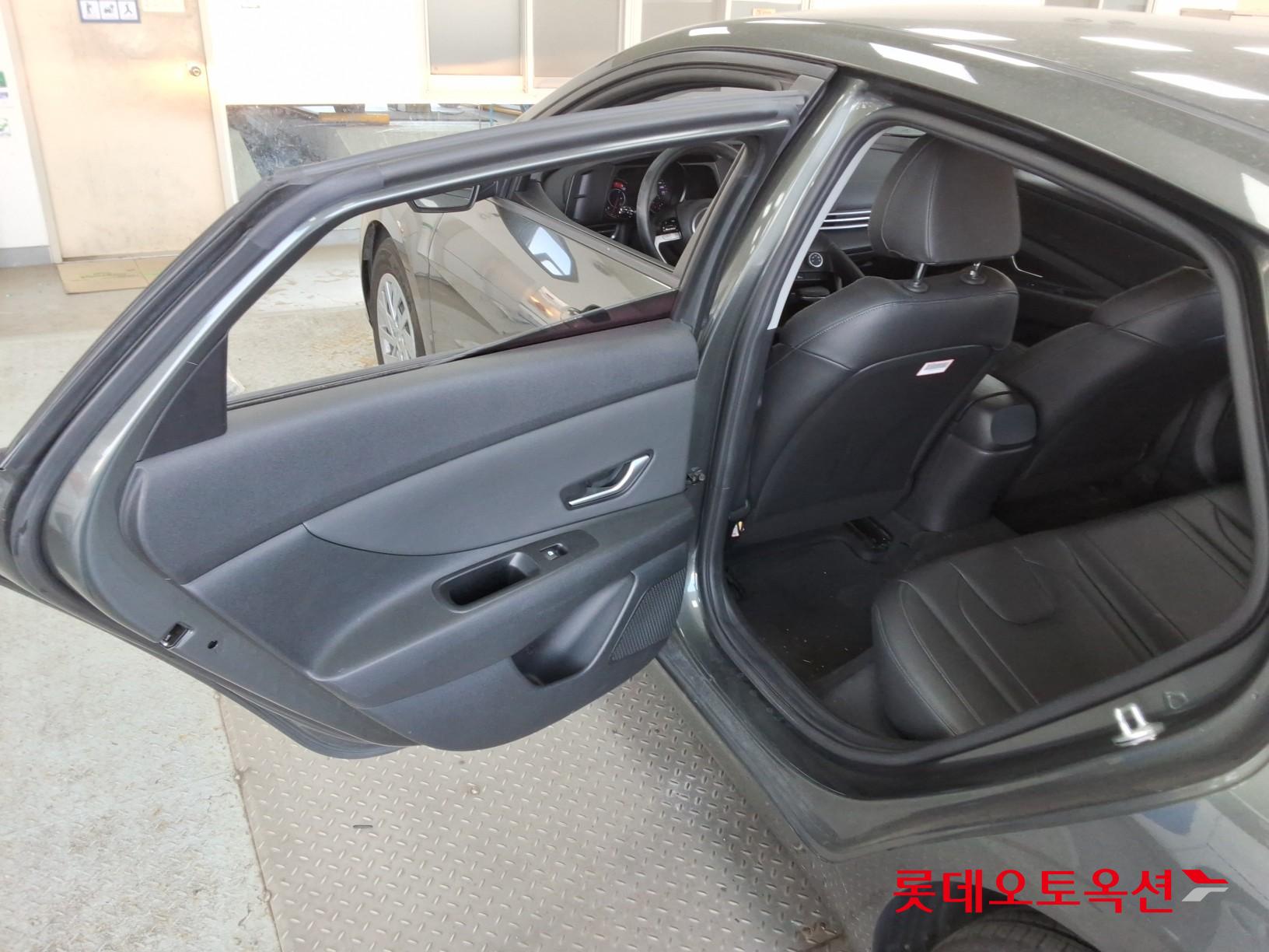 Hyundai Avante id 3803704 из Кореи 36