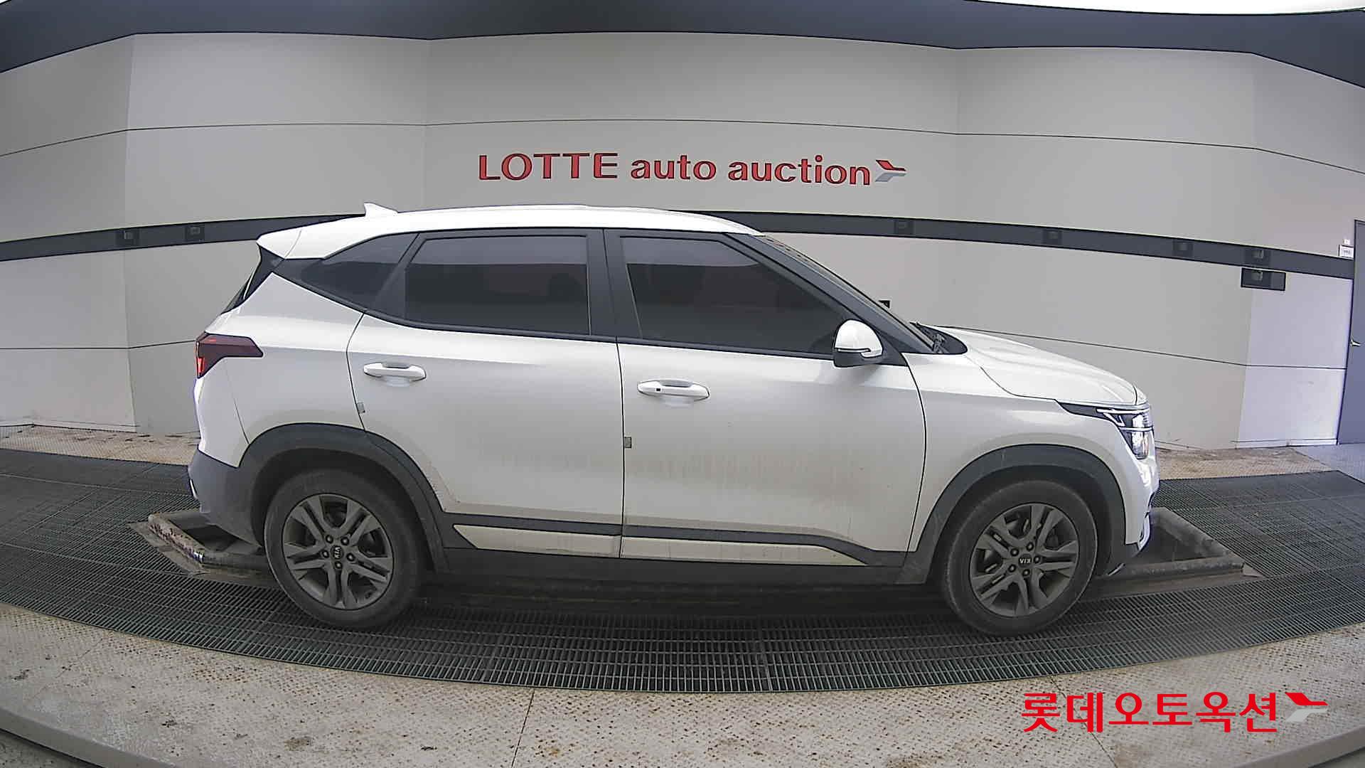 Kia Seltos 2020 Snow White Pearl из Кореи, фото 3