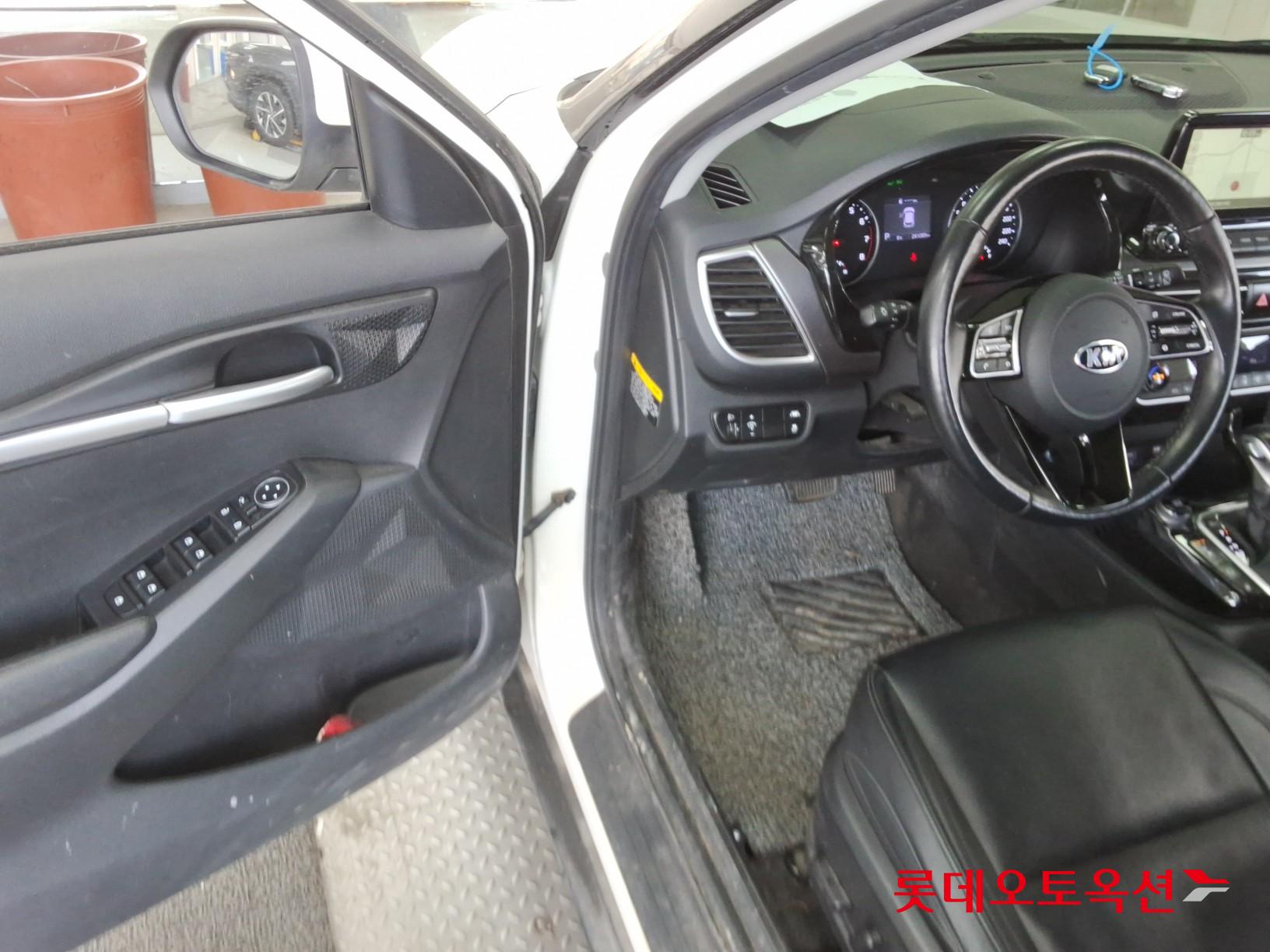 Kia Seltos id 3803809 из Кореи 36