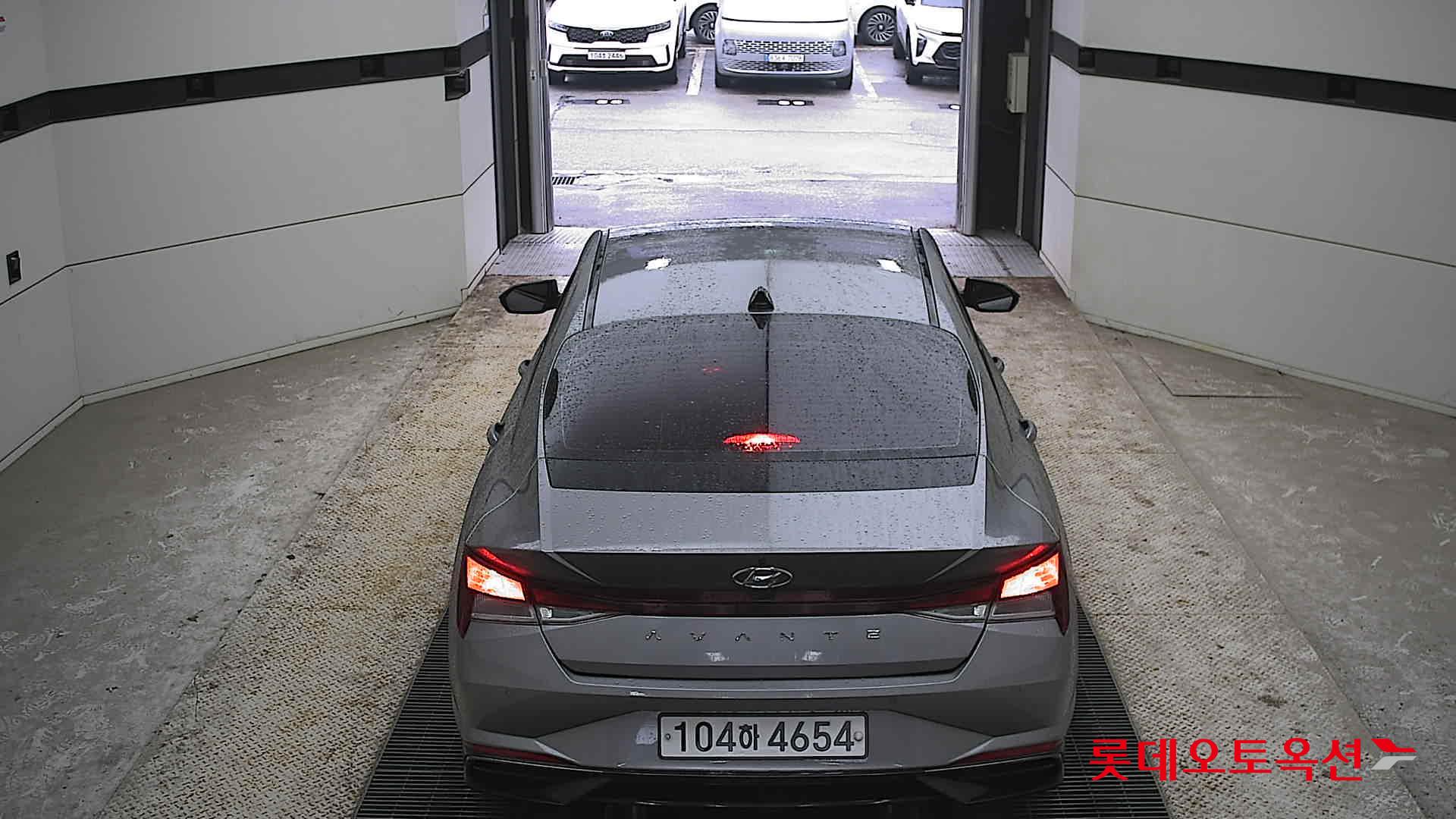 Hyundai Avante 2021 Fluid Metal из Кореи, фото 5