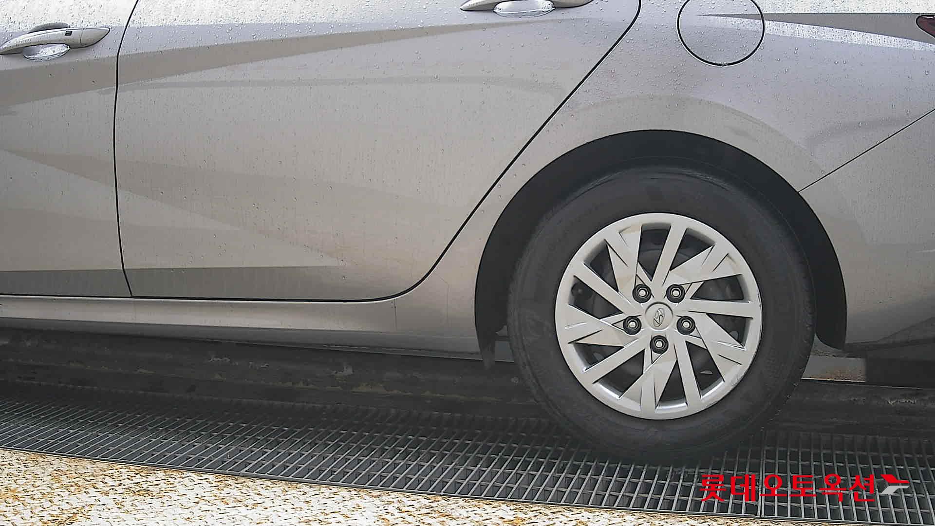 Hyundai Avante id 3809890 из Кореи 22