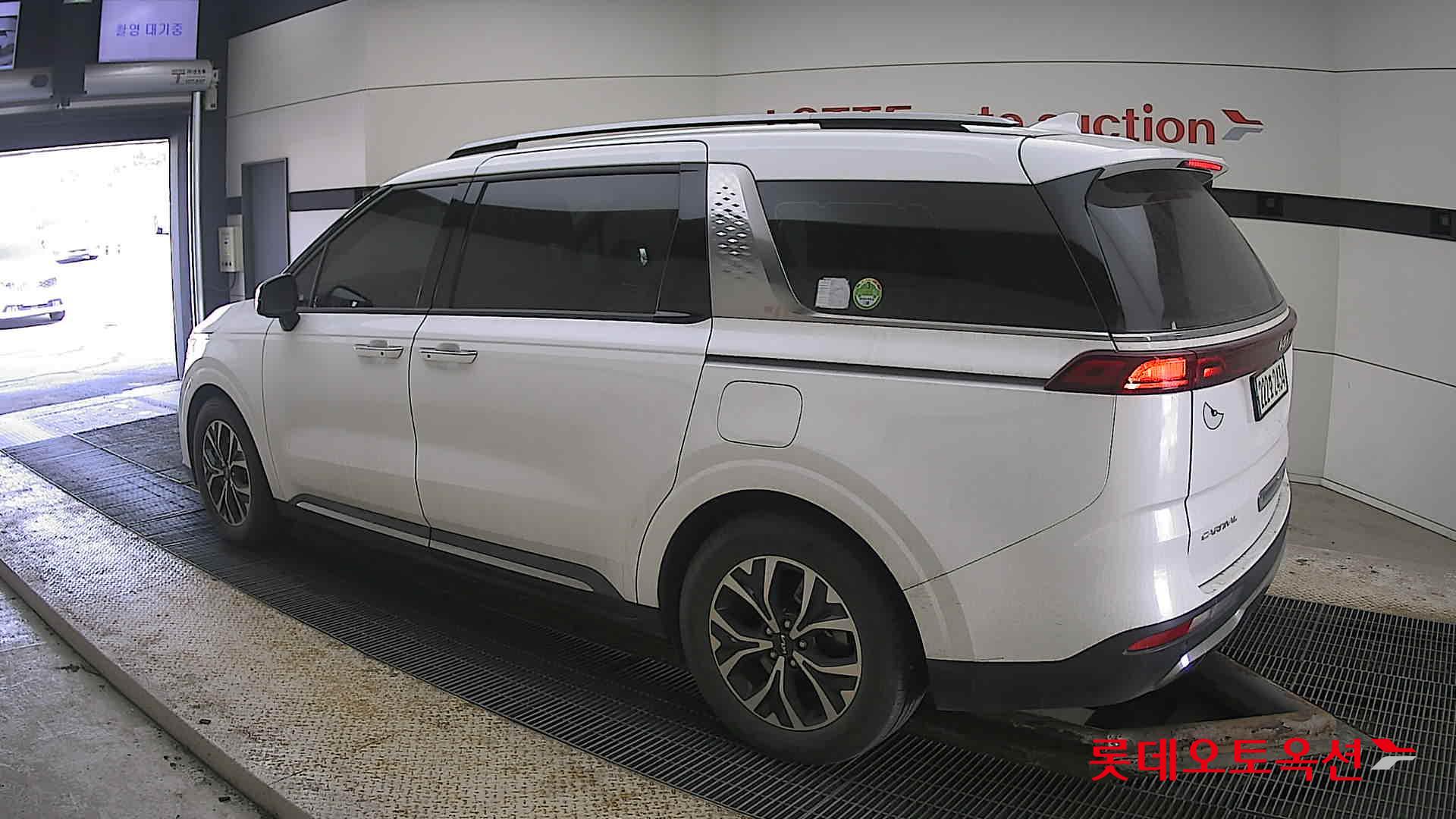 Kia Carnival id 3803816 из Кореи 10