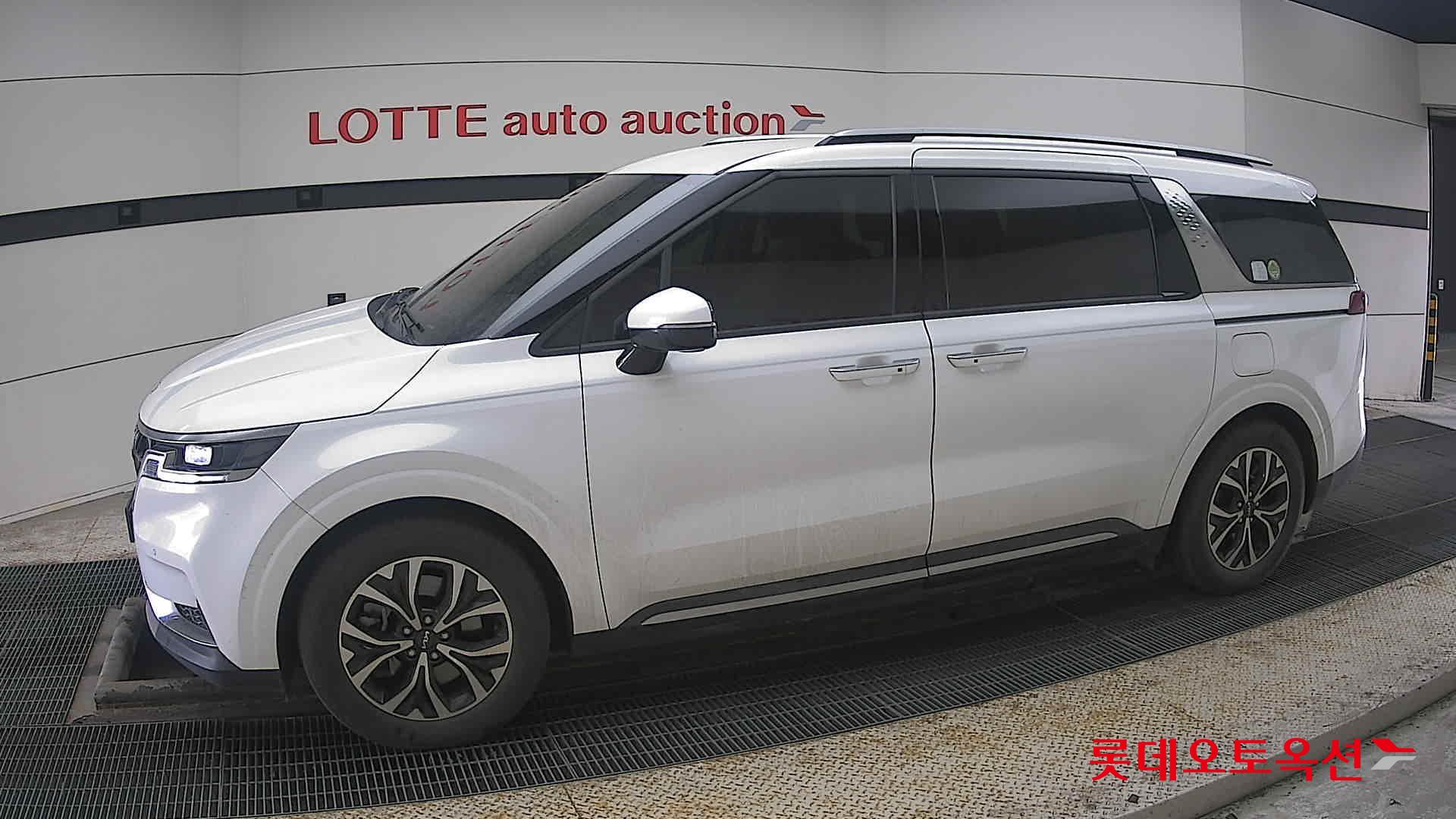 Kia Carnival id 3803816 из Кореи 12