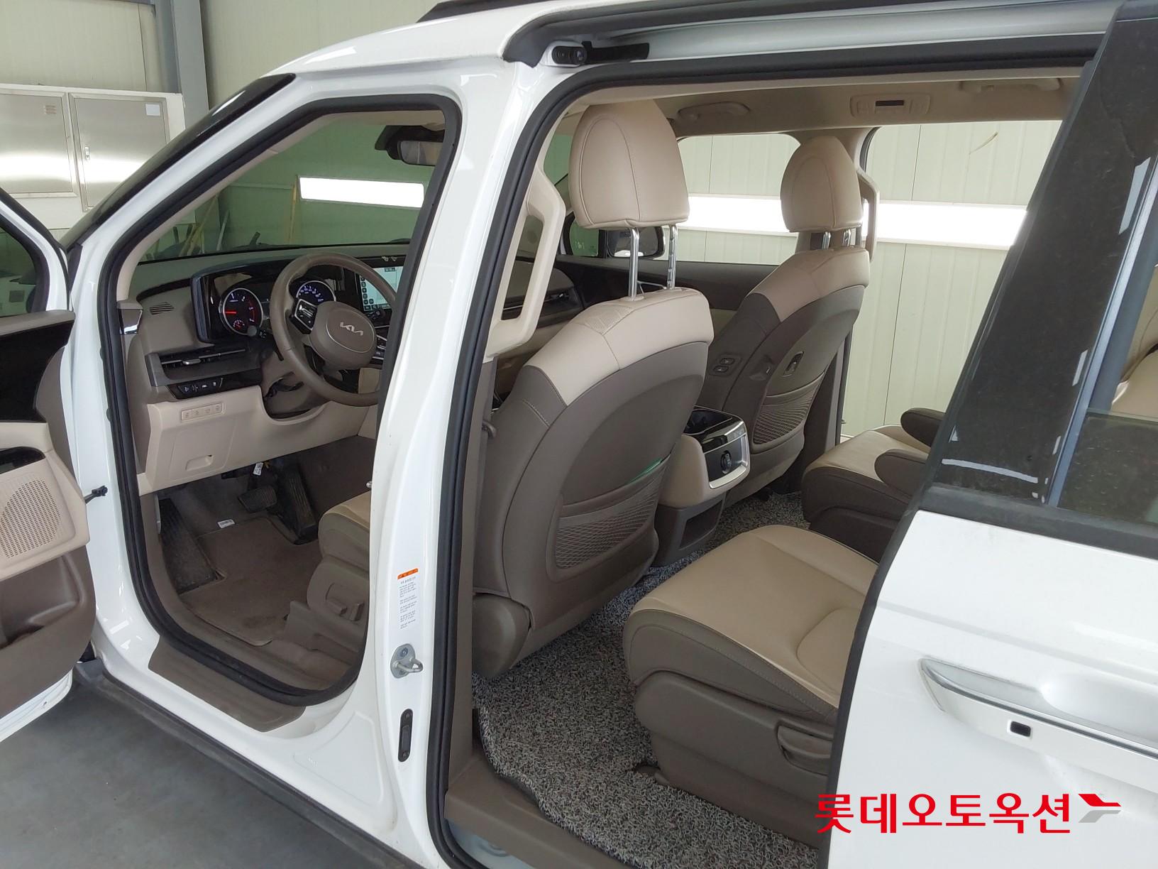 Kia Carnival id 3803816 из Кореи 36