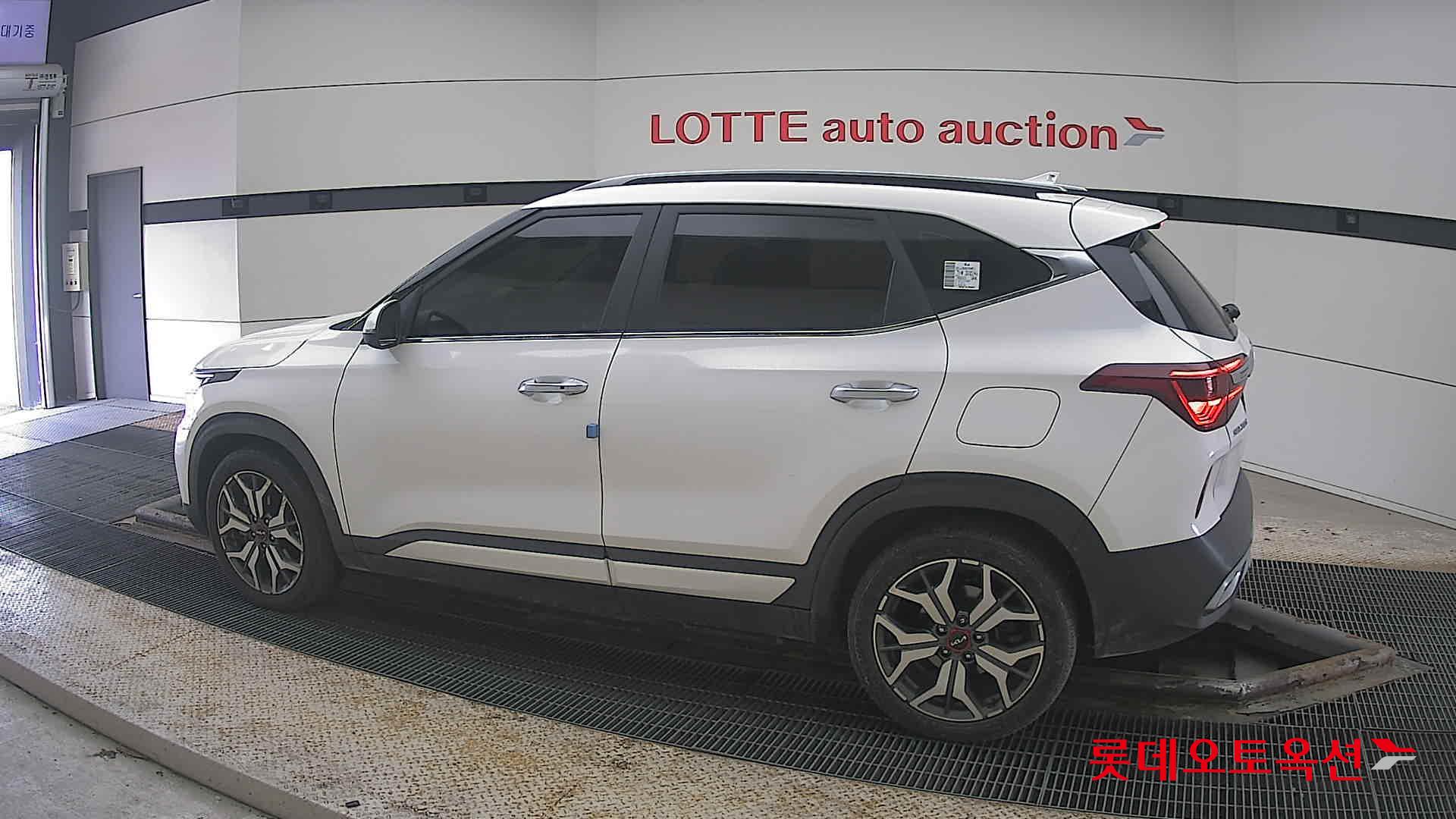 Kia Seltos 2023 - Image 14