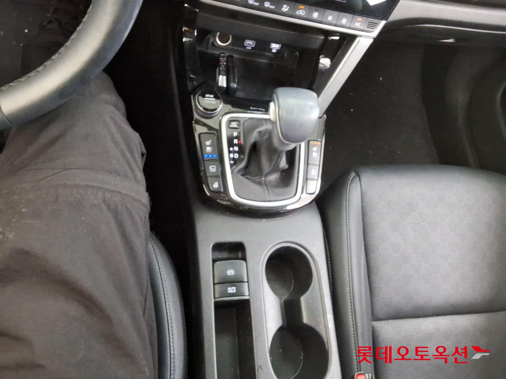 Kia Seltos 2023 - Image 32