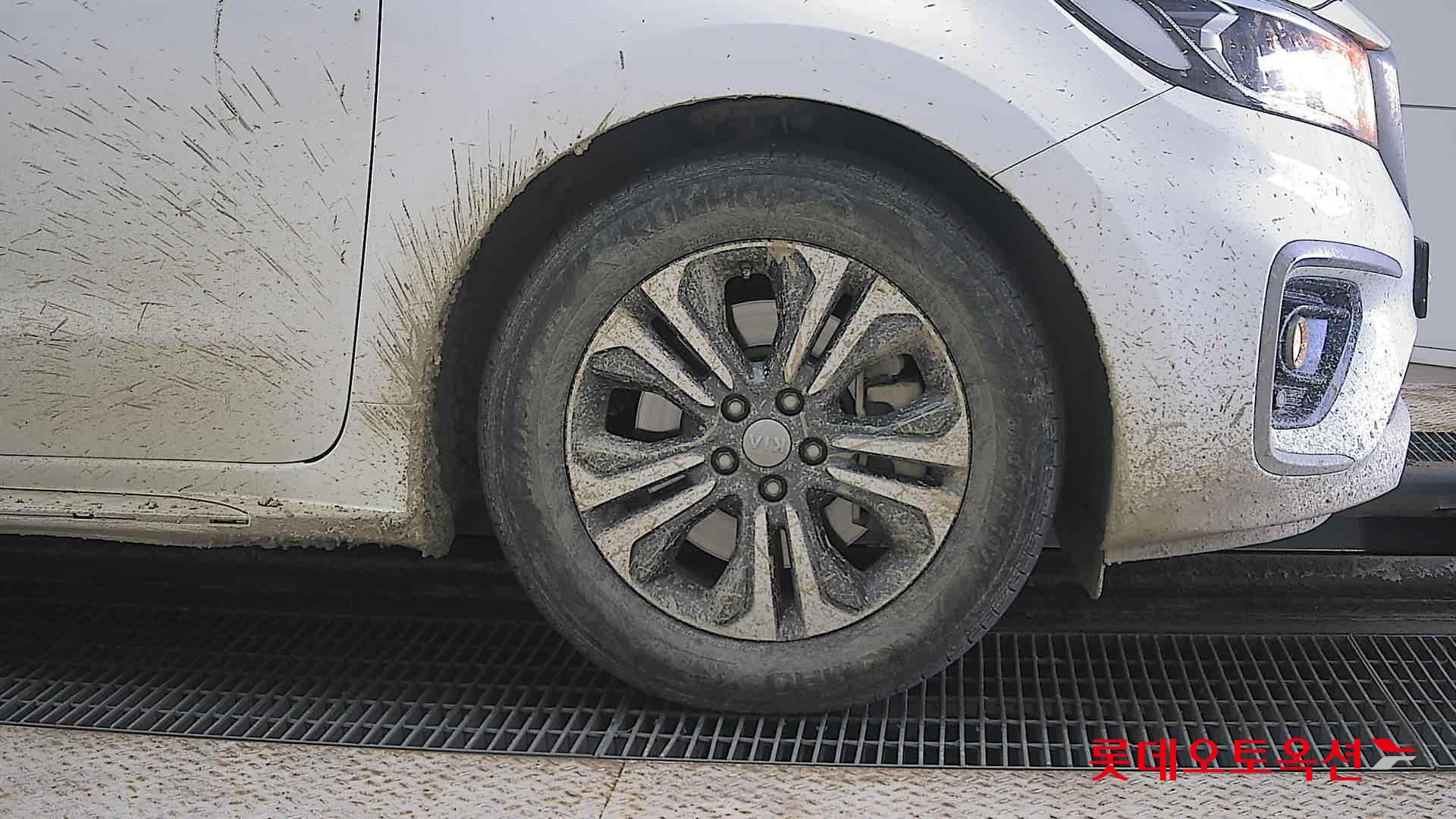 Kia Carnival id 3803820 из Кореи 23