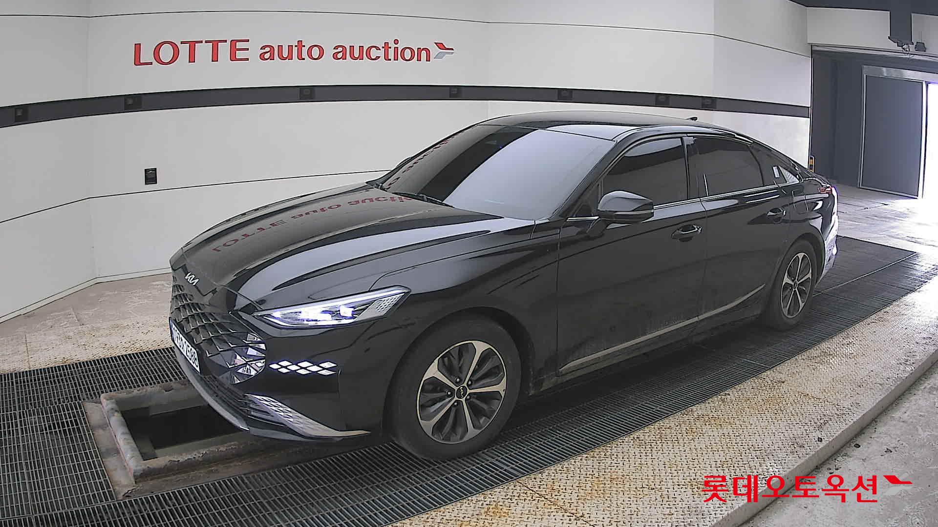 كيا K8 2022 - صورة 11