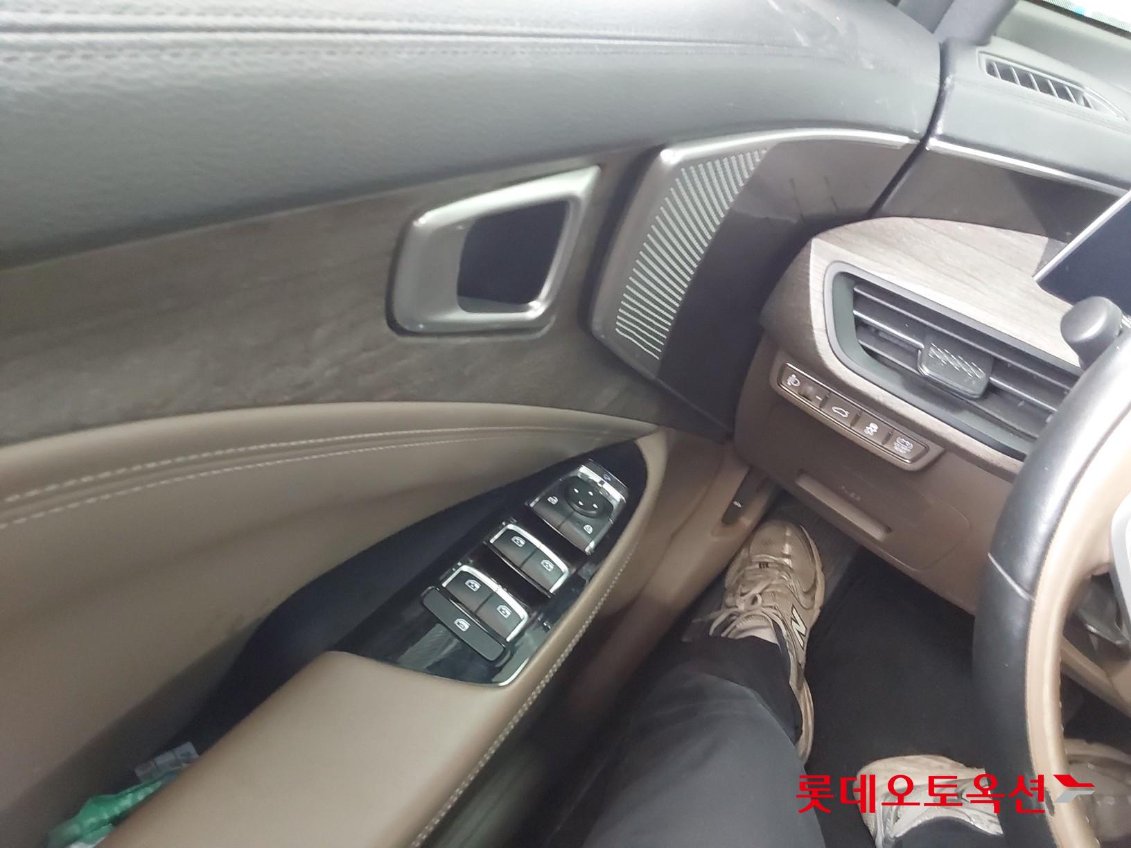 كيا K8 2022 - صورة 29