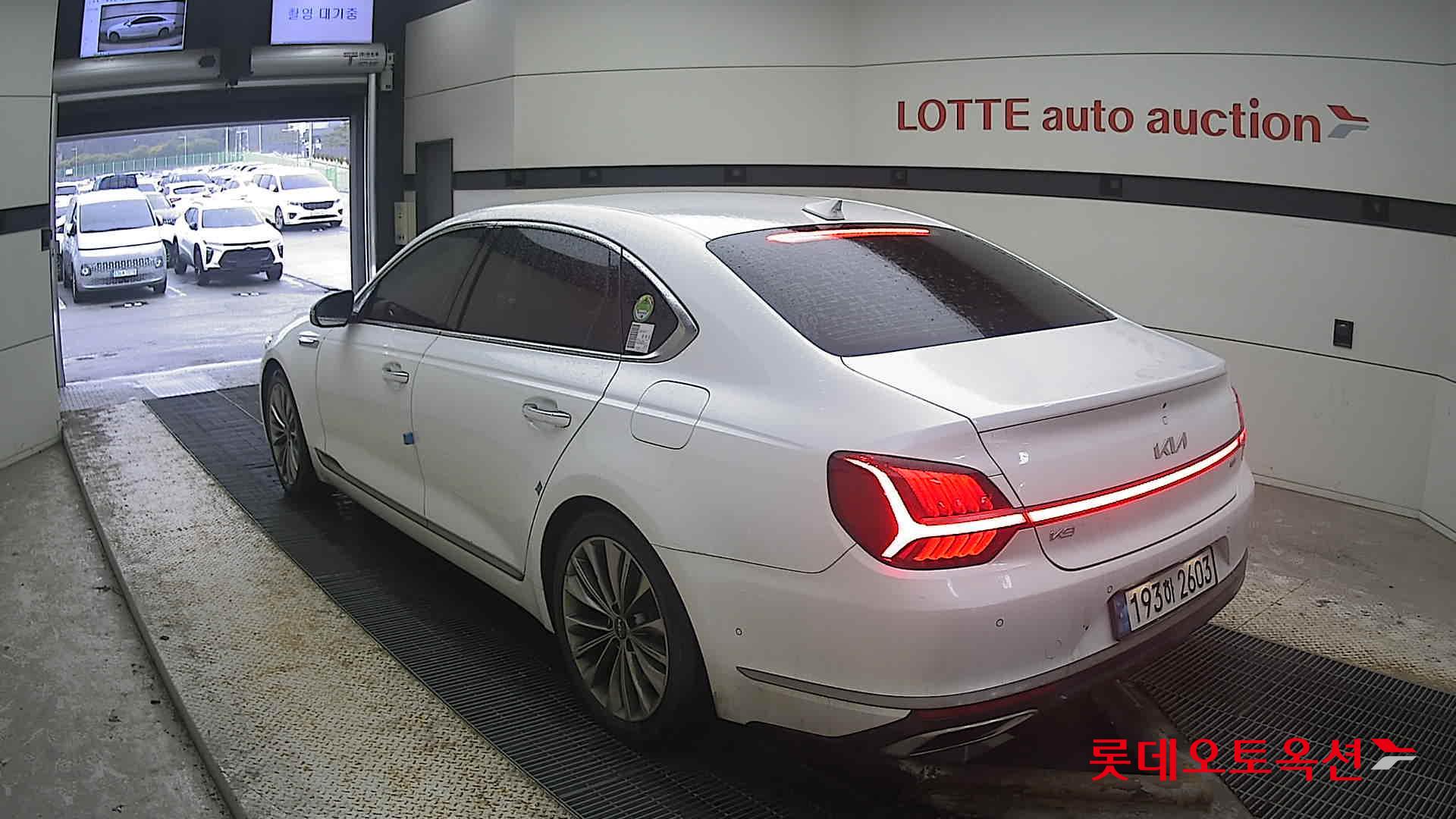 Kia K9 2022 Snow White Pearl из Кореи, фото 6