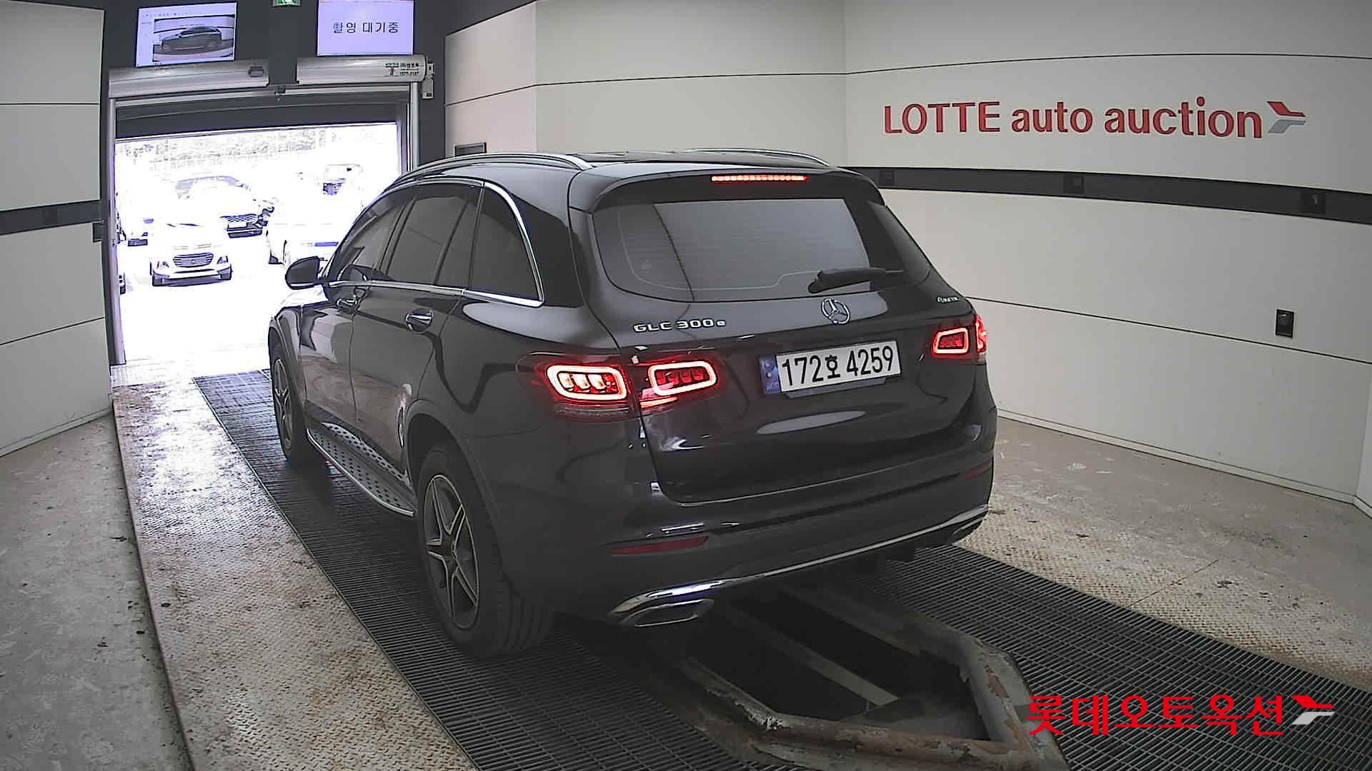 메르세데스-벤츠 GLC 2022 - 이미지 16