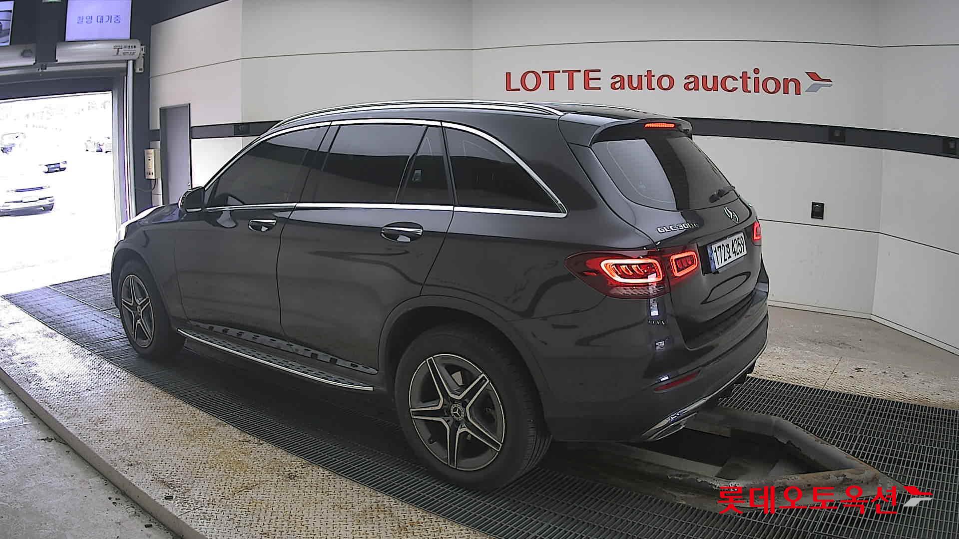 메르세데스-벤츠 GLC 2022 - 이미지 15