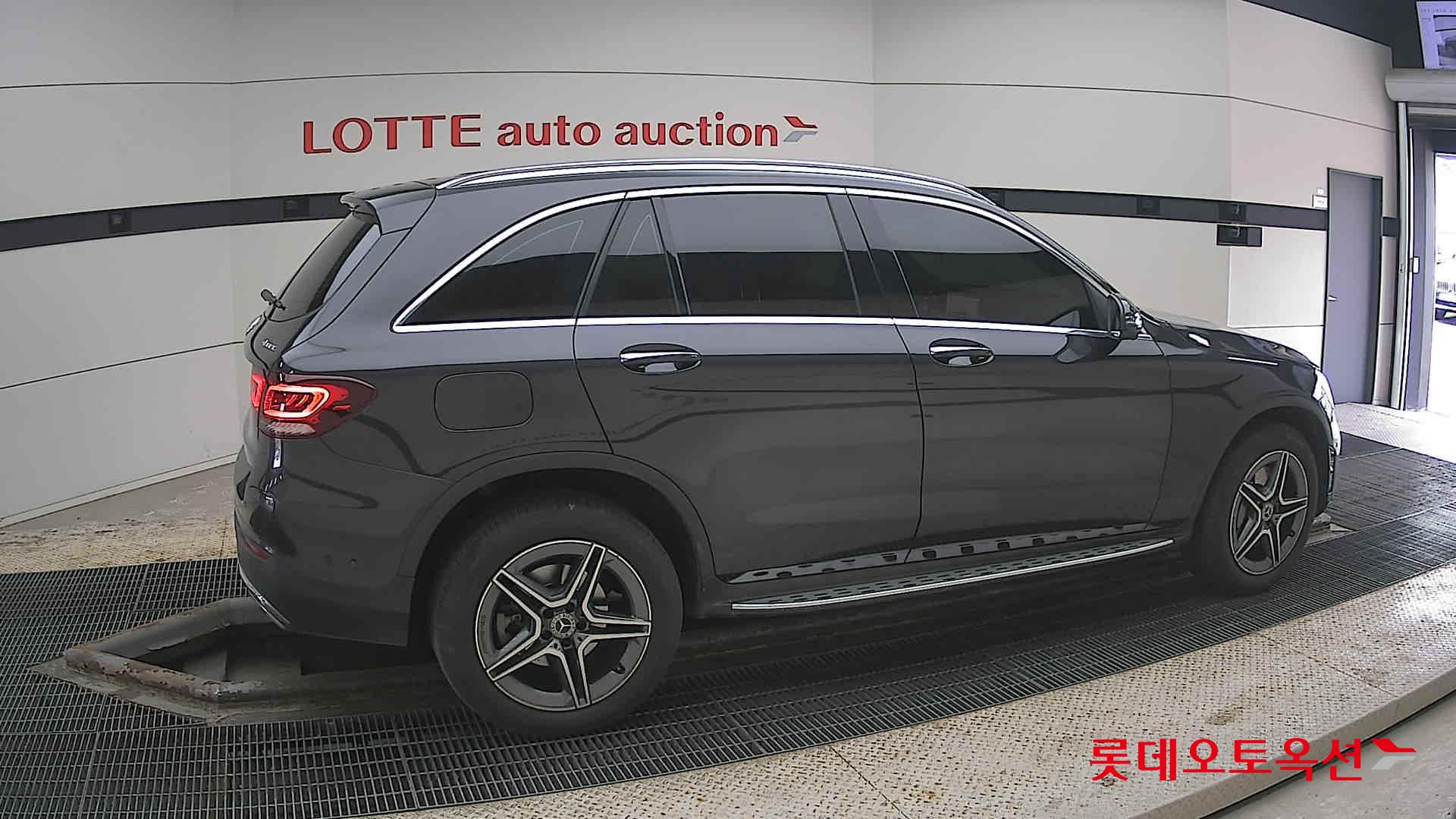 메르세데스-벤츠 GLC 2022 - 이미지 20