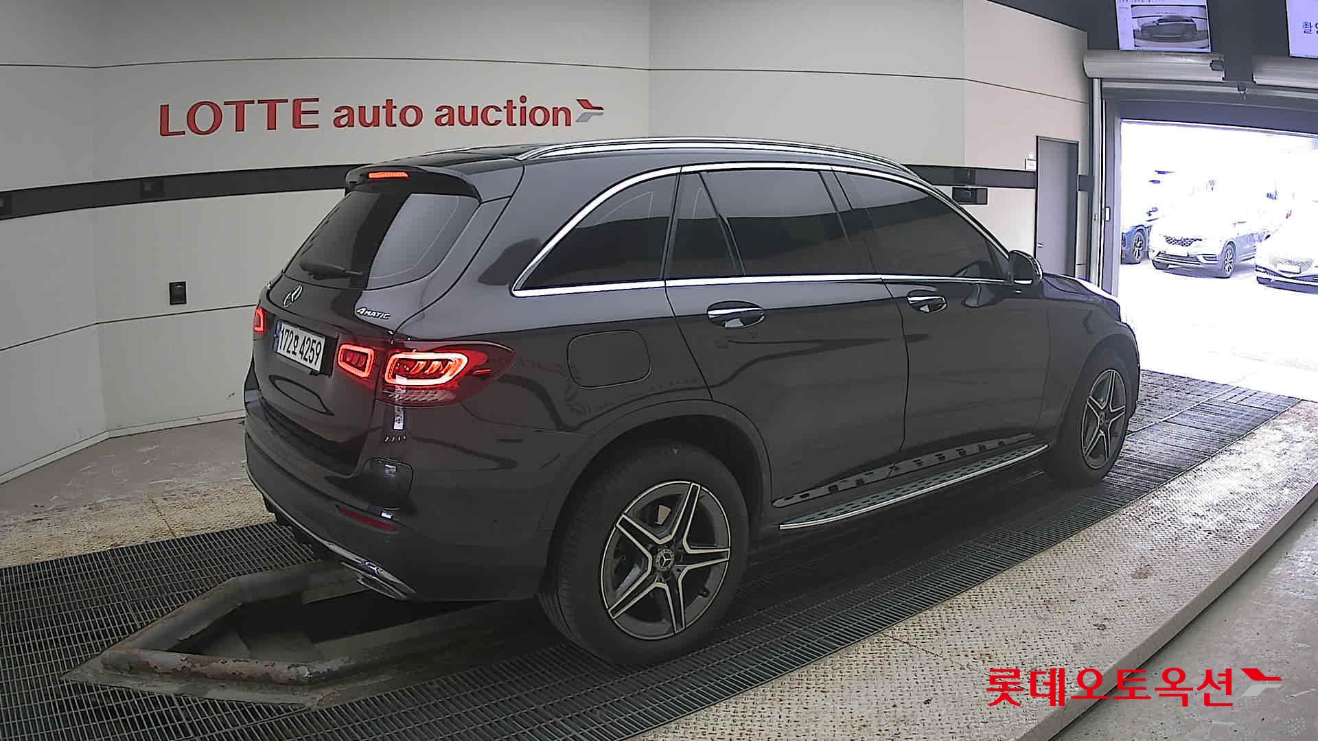 메르세데스-벤츠 GLC 2022 - 이미지 19