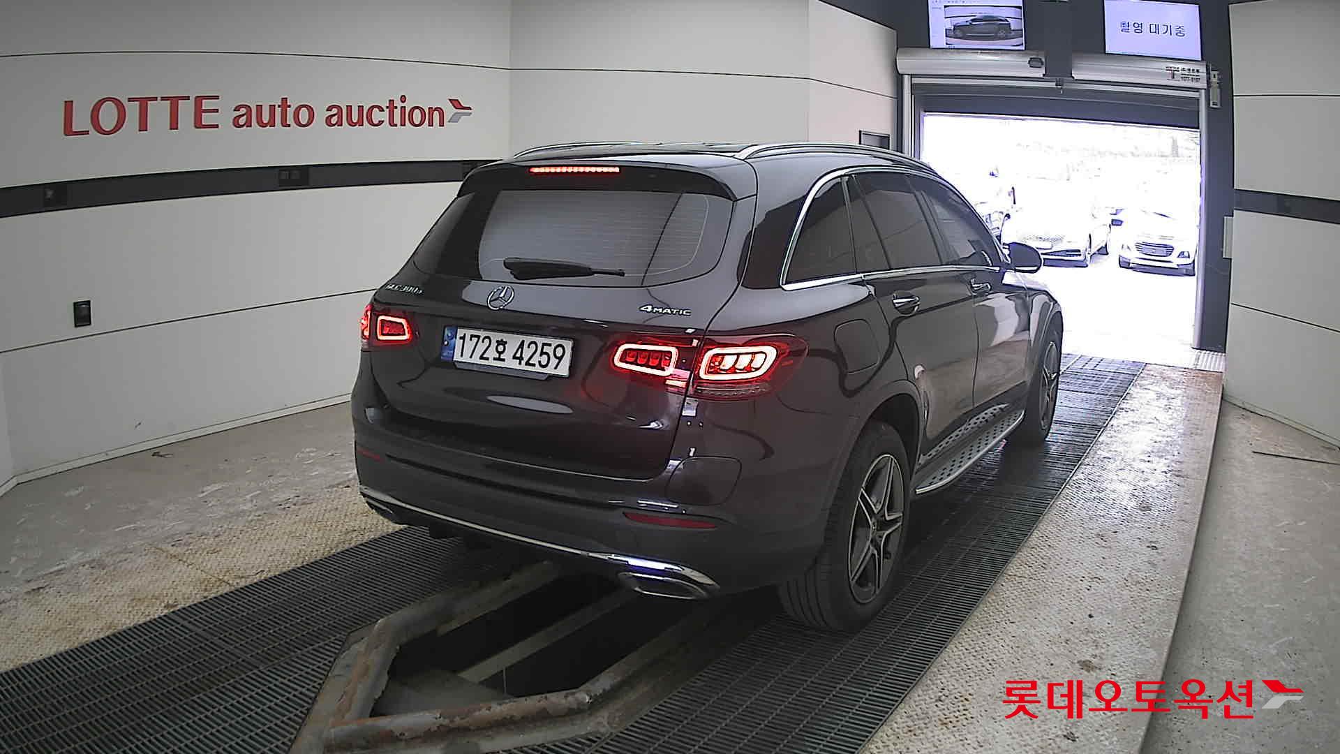 메르세데스-벤츠 GLC 2022 - 이미지 18