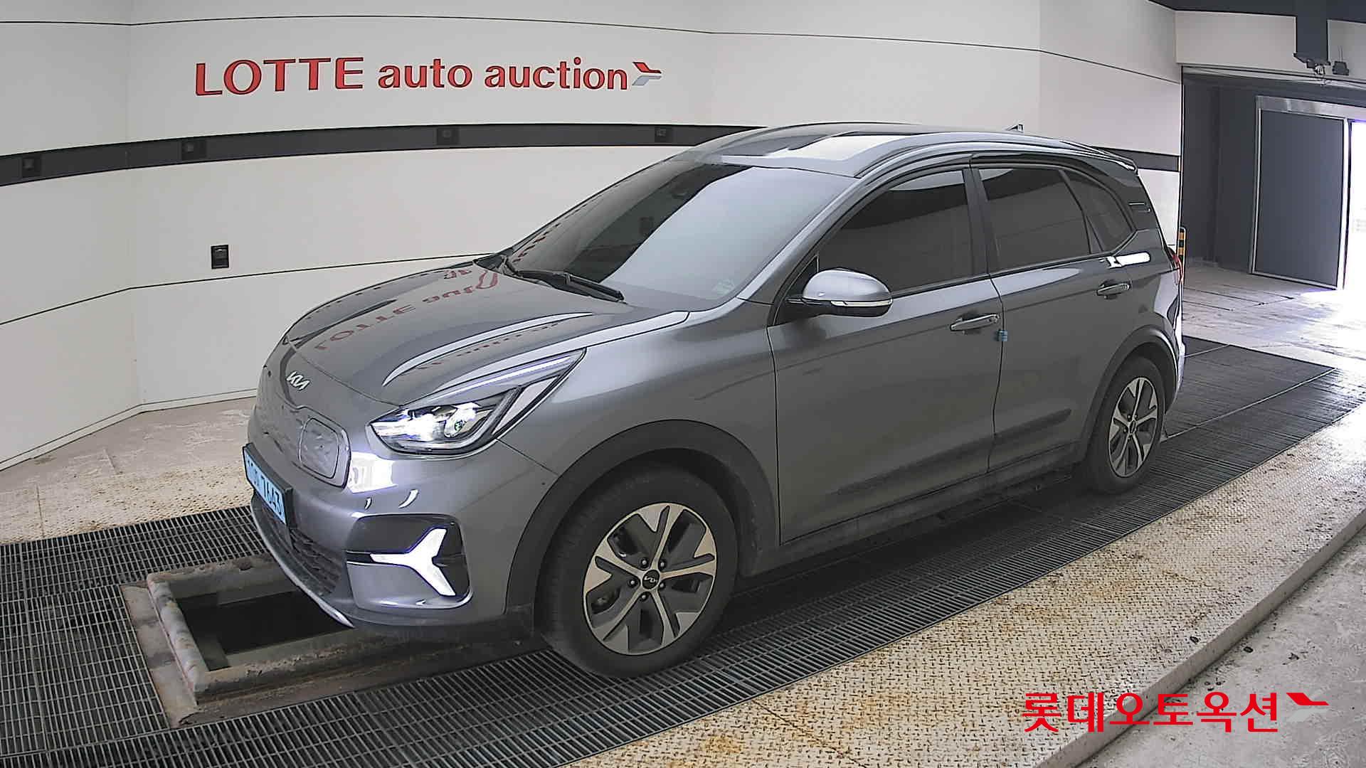 كيا نيرو 2023 - صورة 11