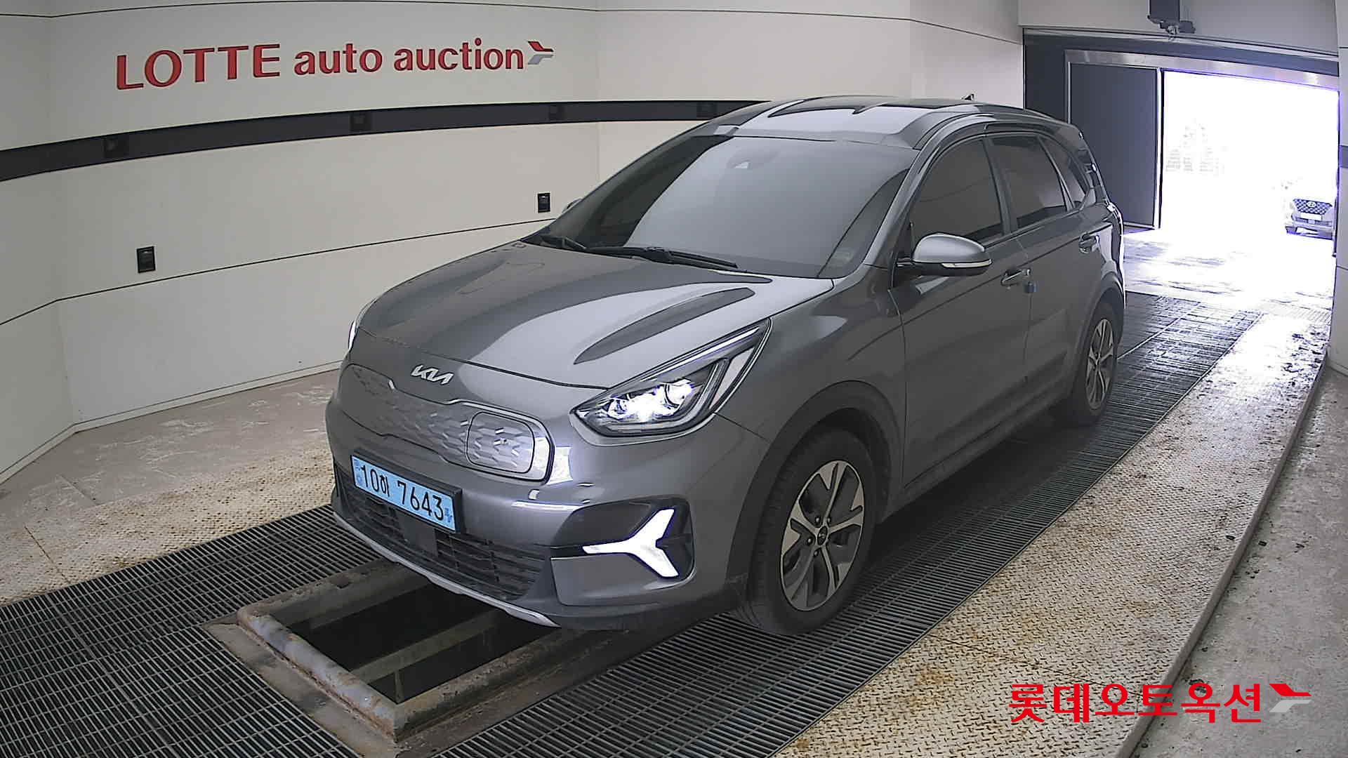 كيا نيرو 2023 - صورة 3