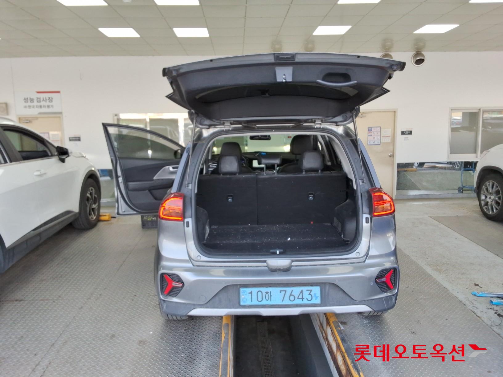 كيا نيرو 2023 - صورة 38