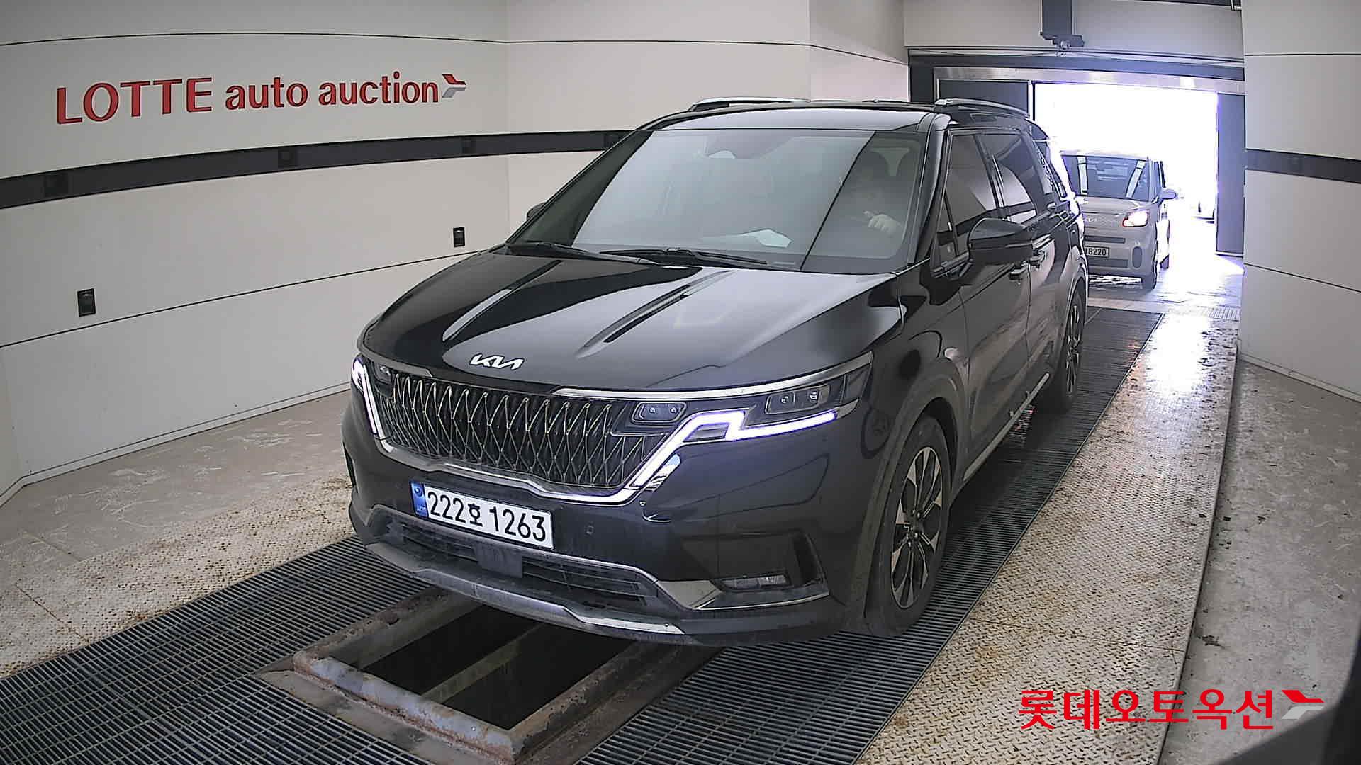 Kia Carnival 2023 Aurora Black Pearl из Кореи