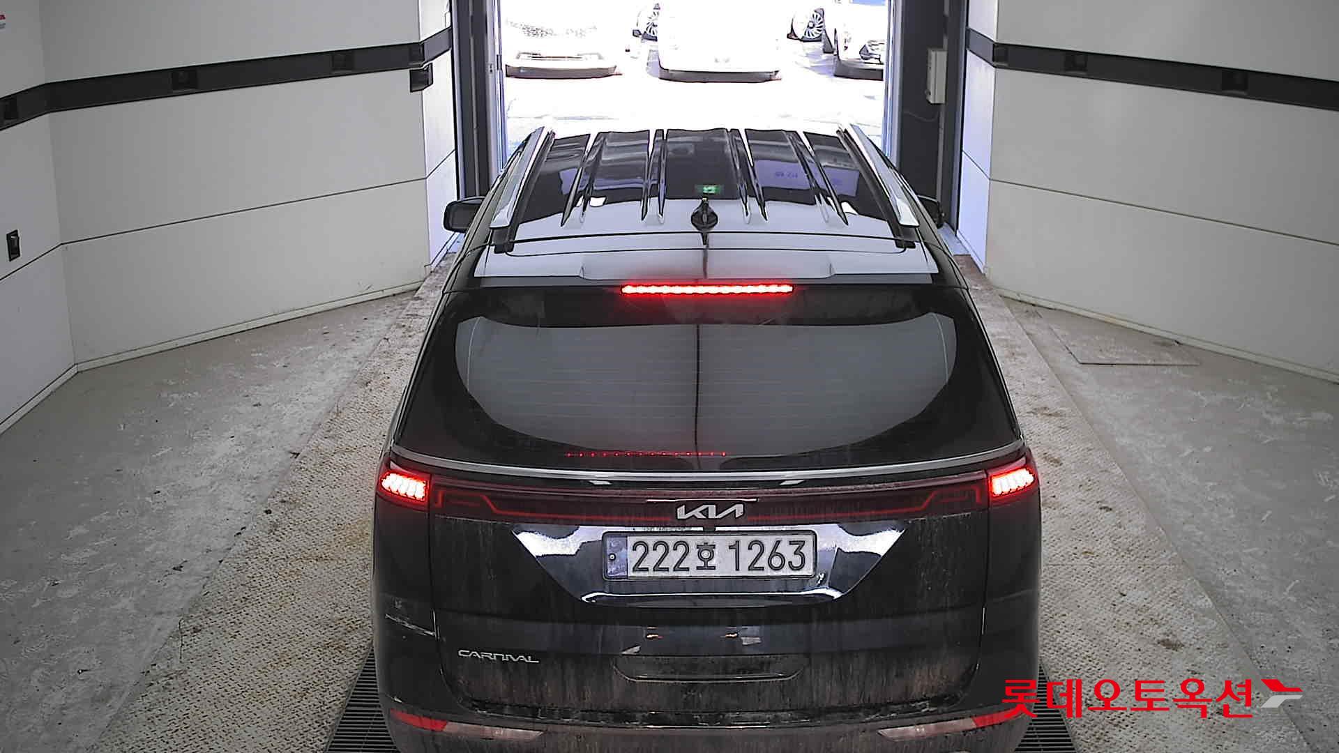 Kia Carnival 2023 Aurora Black Pearl из Кореи, фото 5