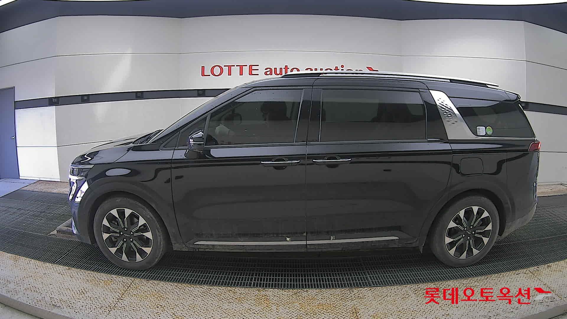 Kia Carnival id 3816443 из Кореи 7