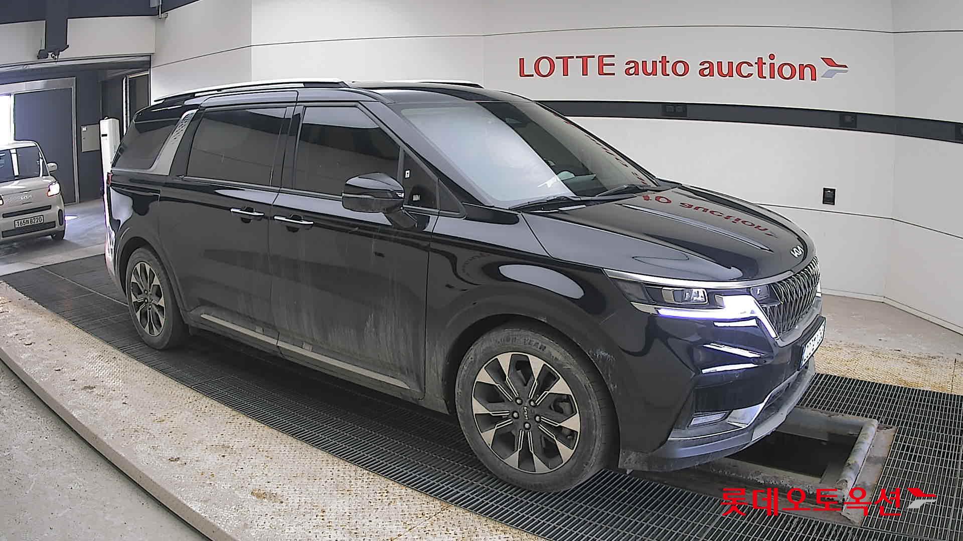 Kia Carnival id 3816443 из Кореи 16